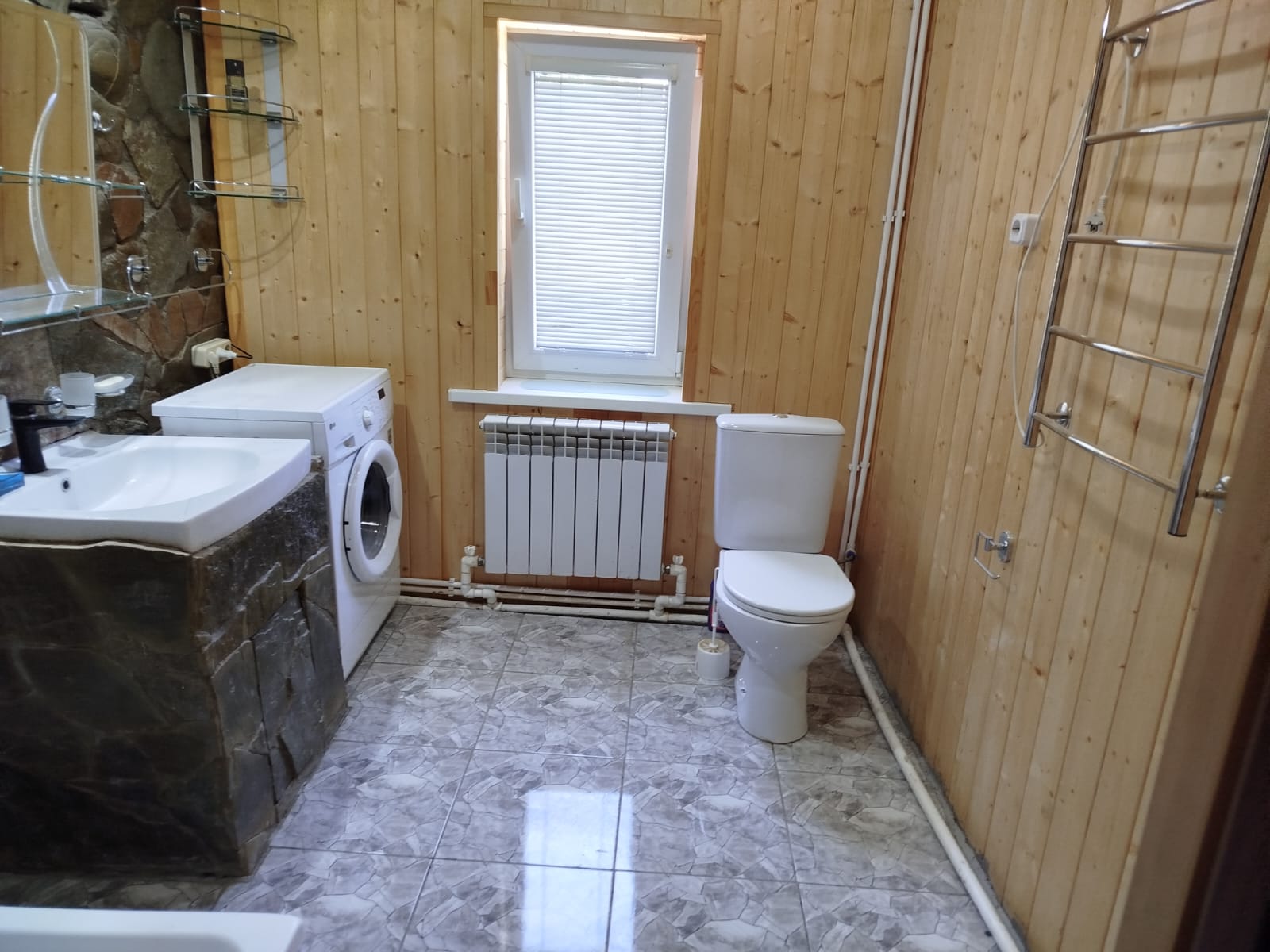 Дом в центре "Хвойный дворик"