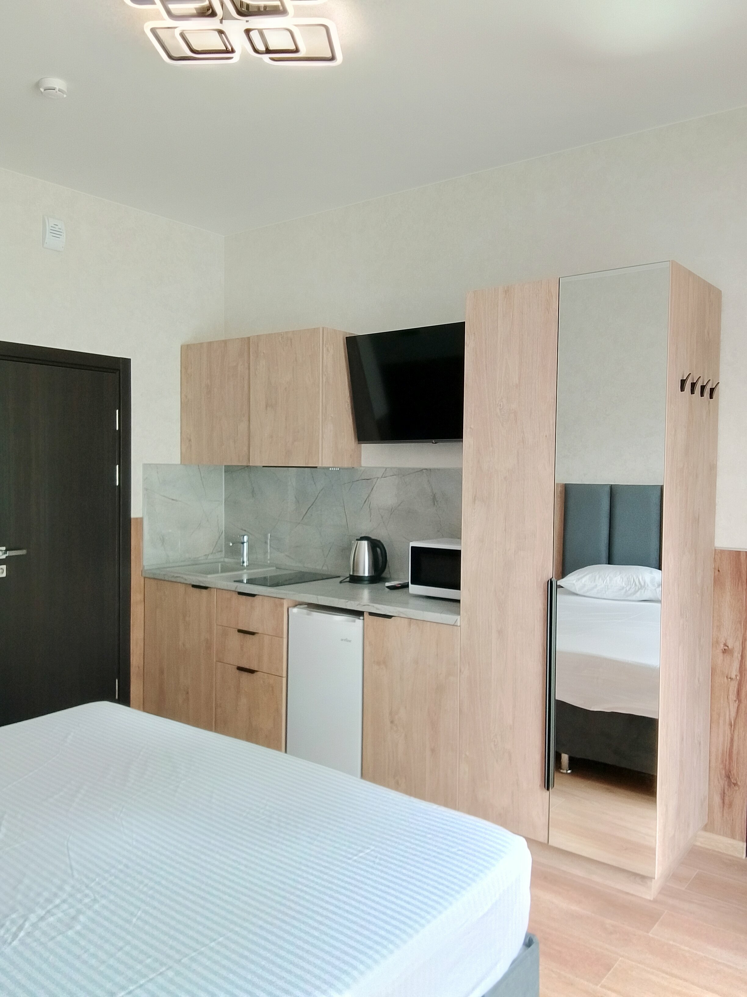 №109 Апартаменты с отдельным входом.