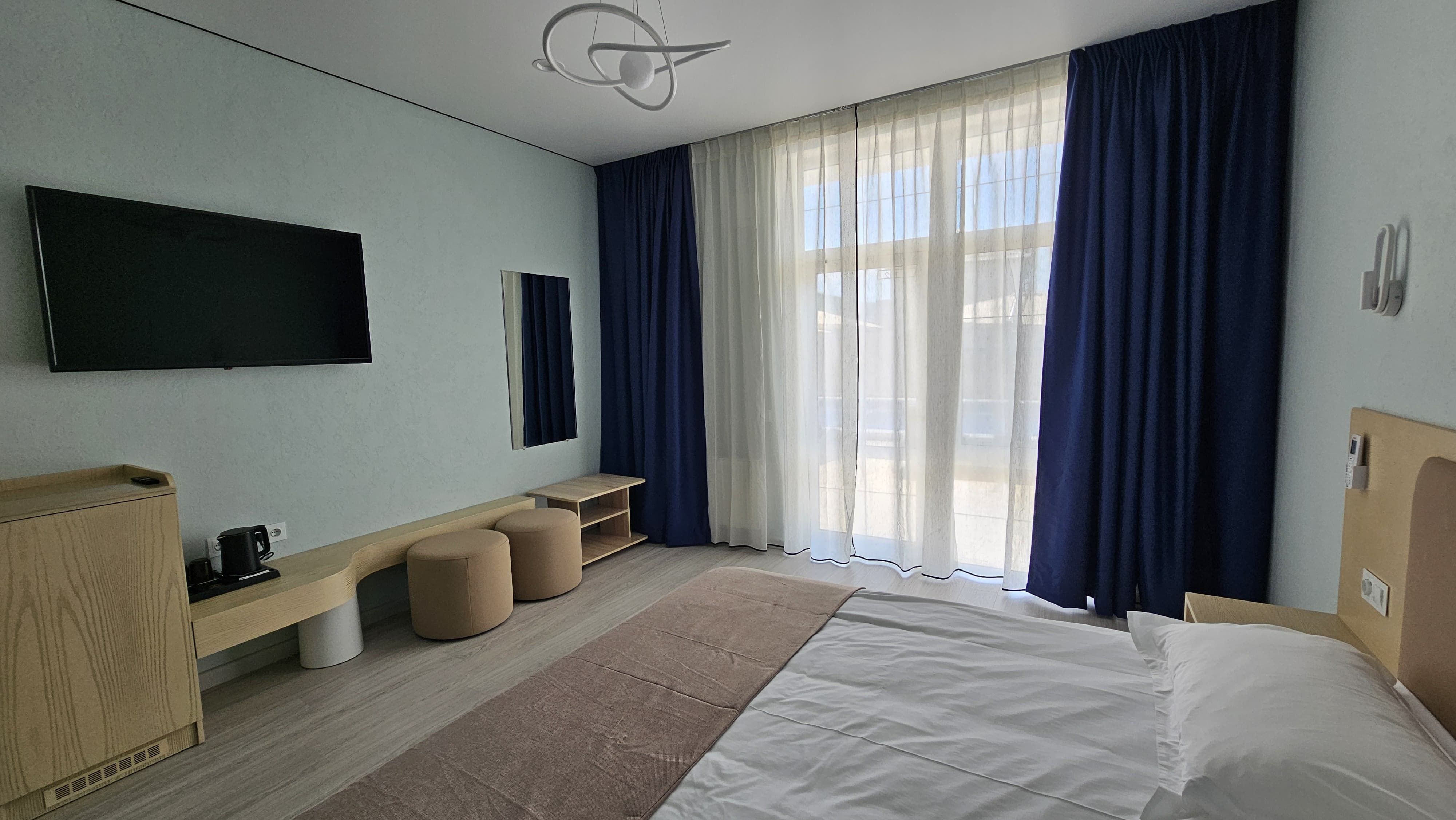 Большой двухместный номер с 1 кроватью