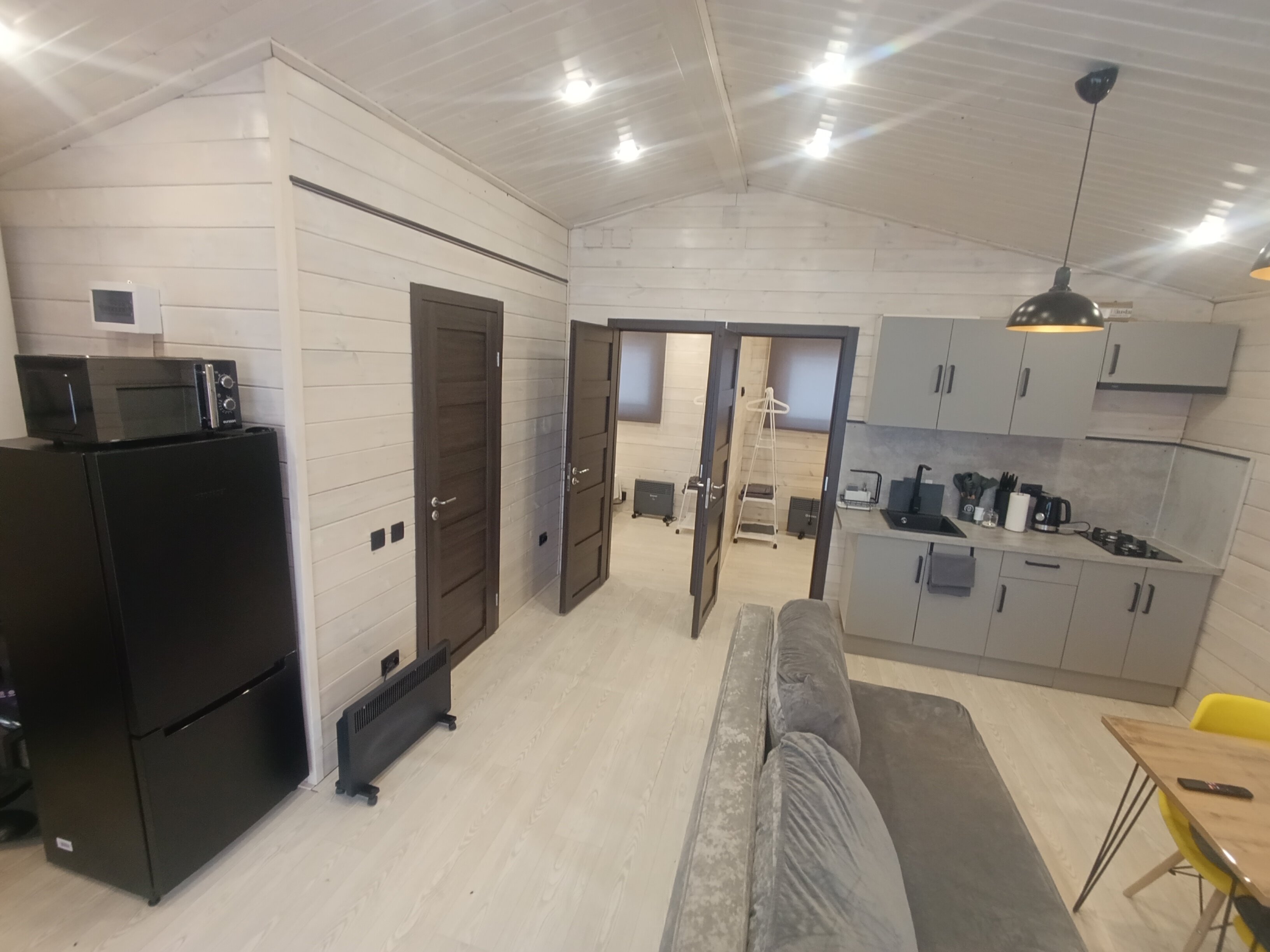 Дом с видом на озеро