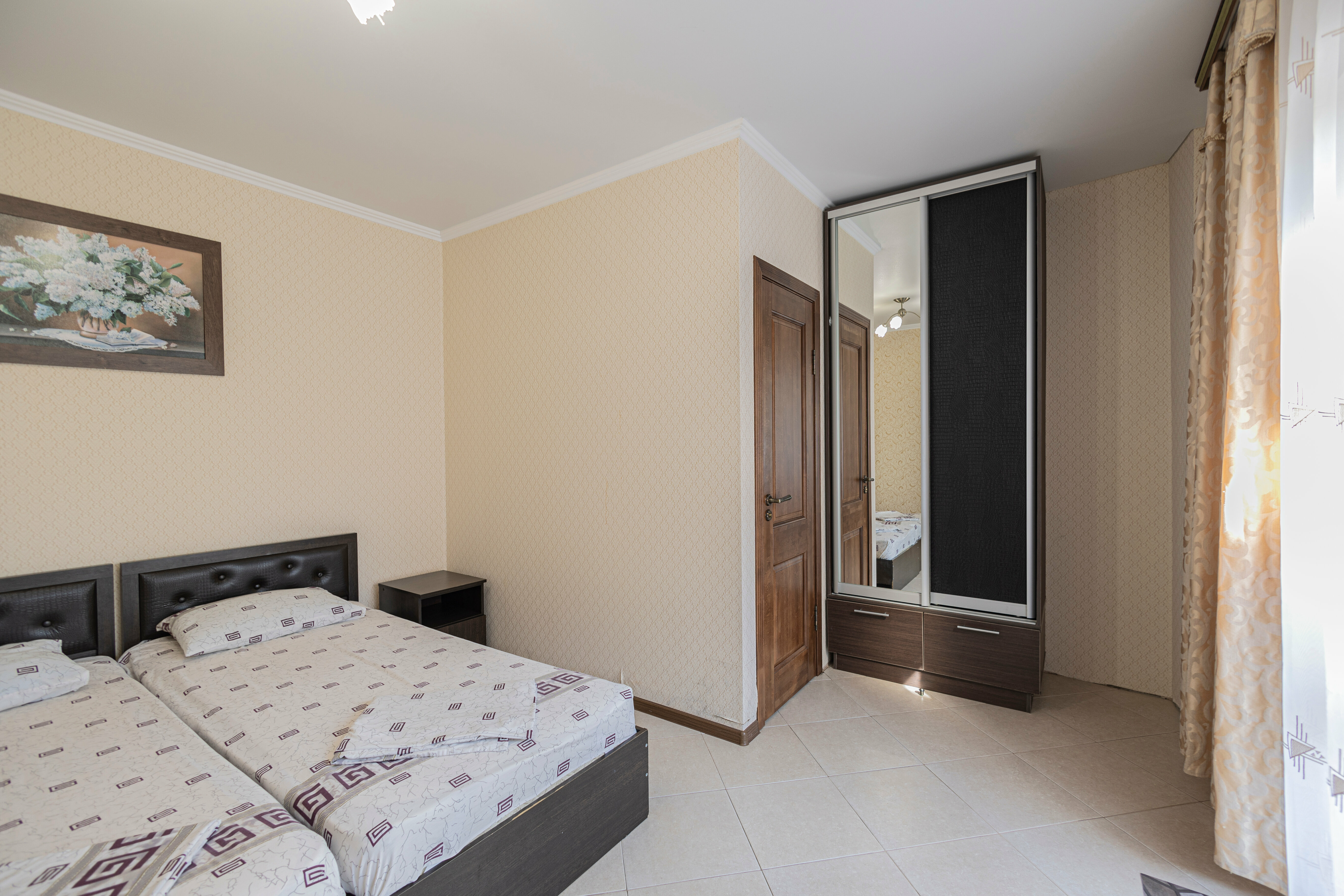 Двухместный номер с 1 кроватью или 2 отдельными кроватями и собственной ванной комнатой