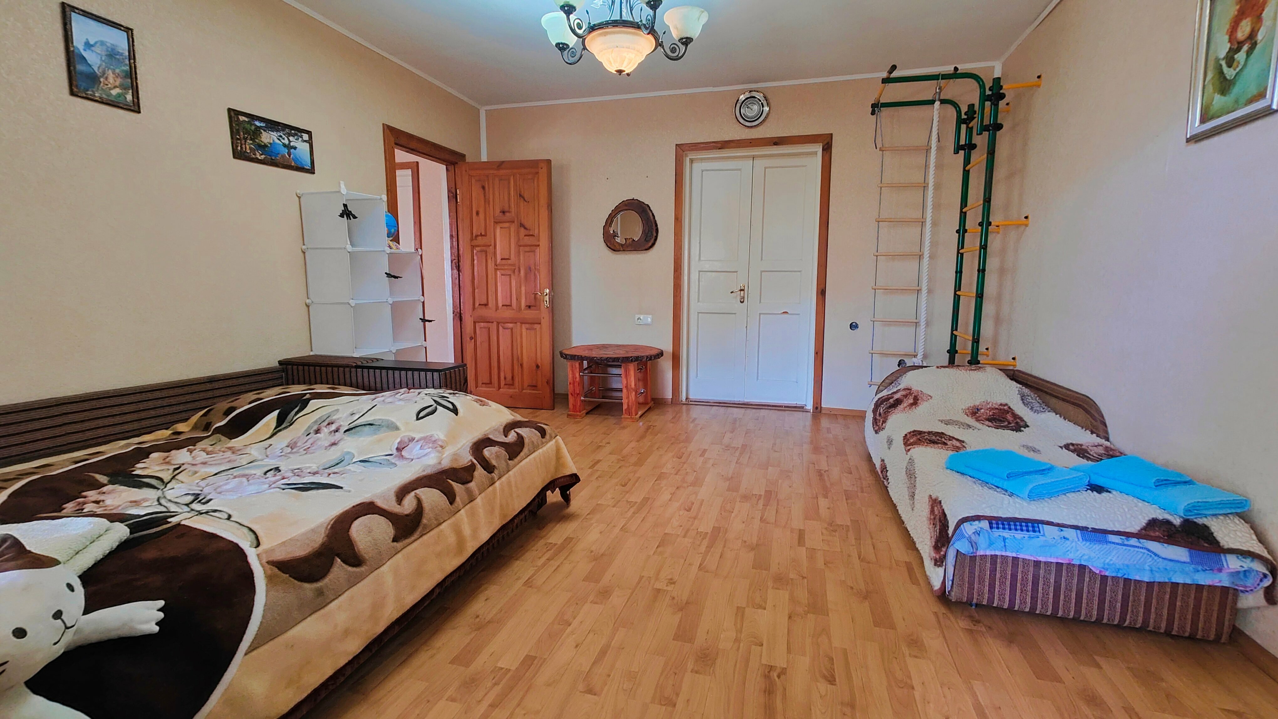 Семейный номер с балконом