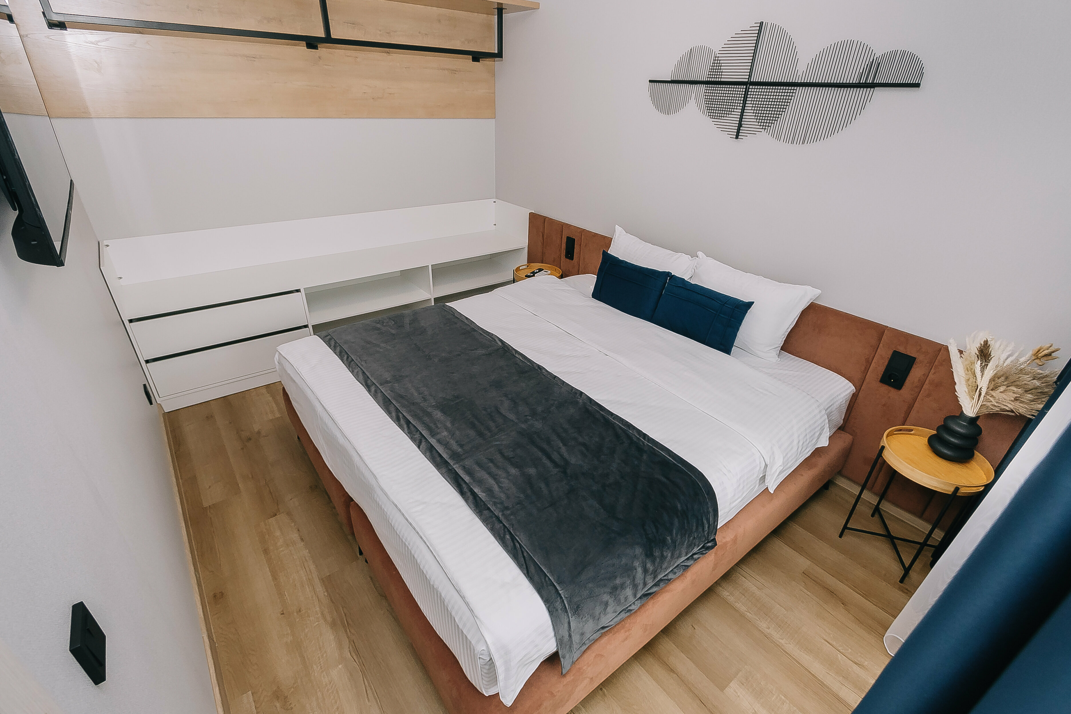 Семейные апартаменты двухкомнатные с двумя балконами