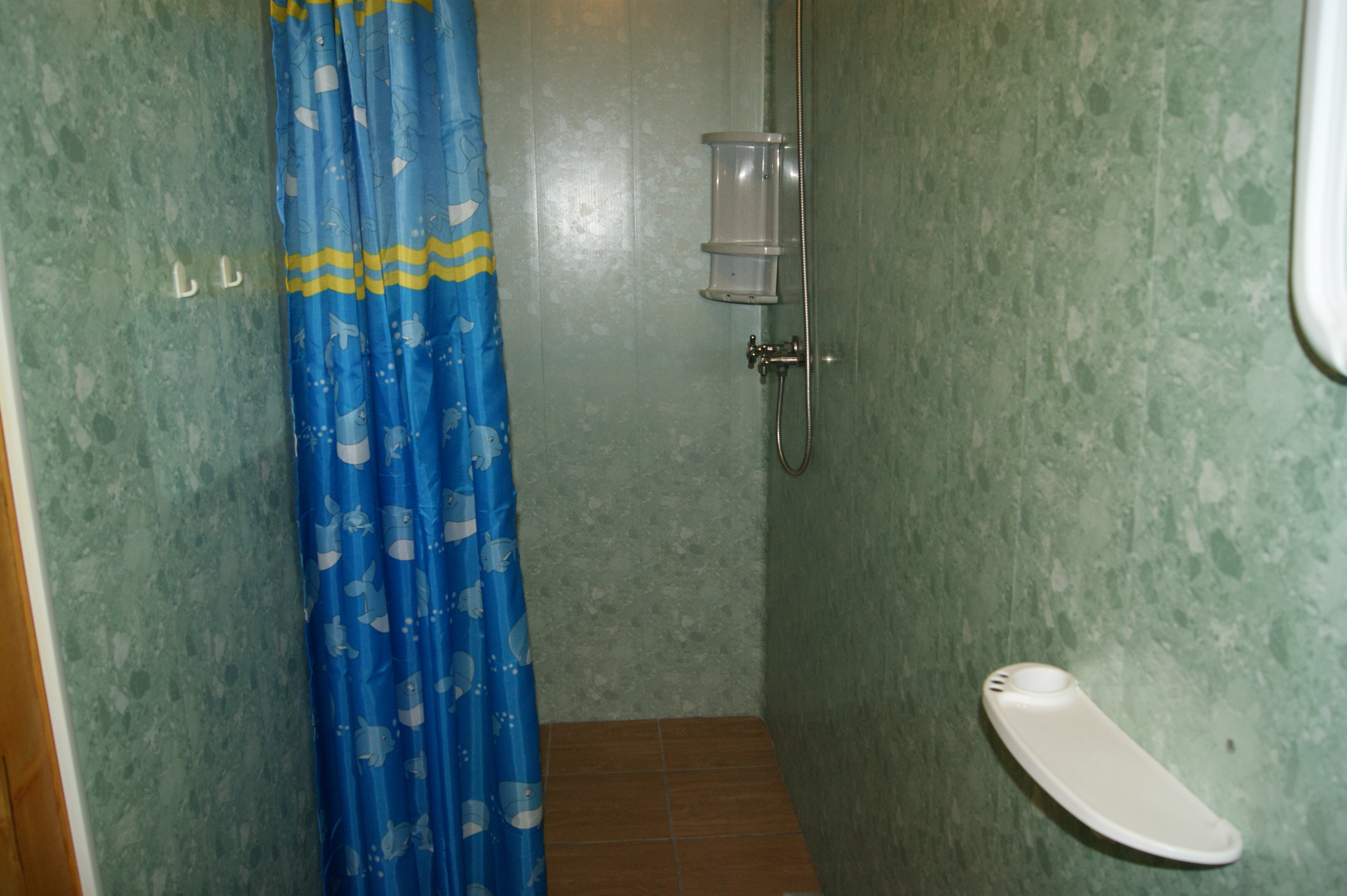 Трехместный номер с террасой