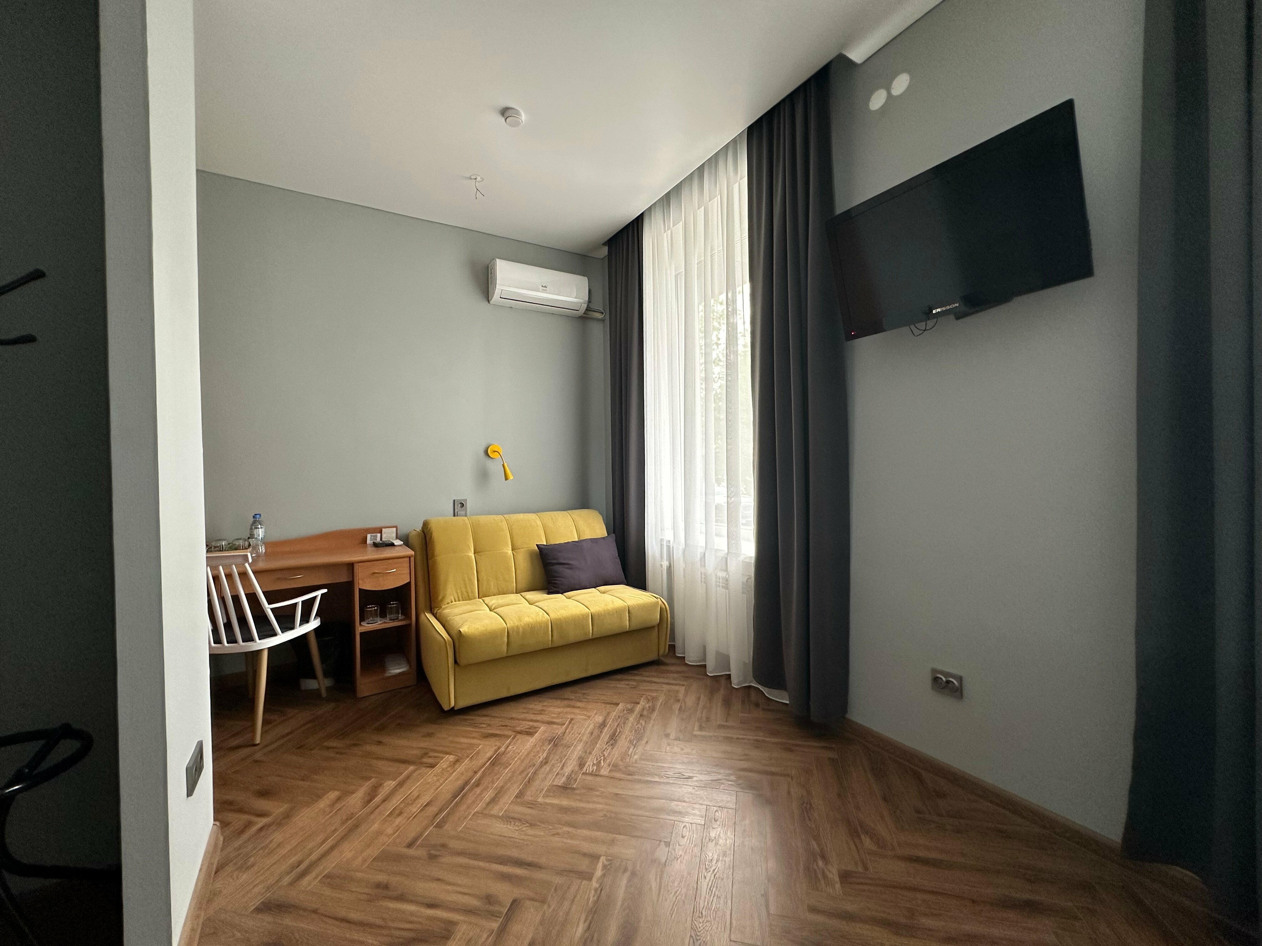 Улучшенный четырехместный номер