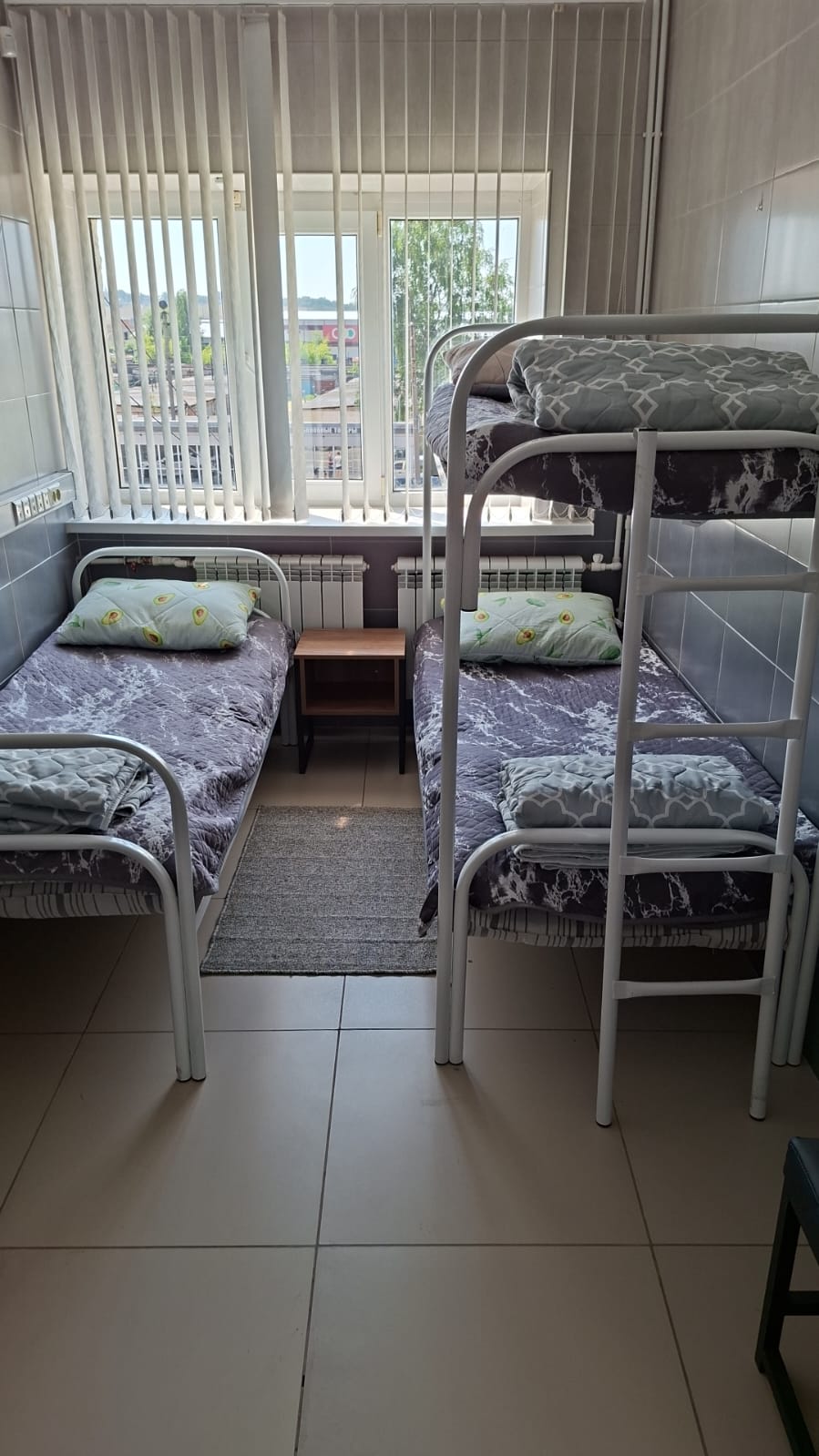 Трехместный номер с видом на город