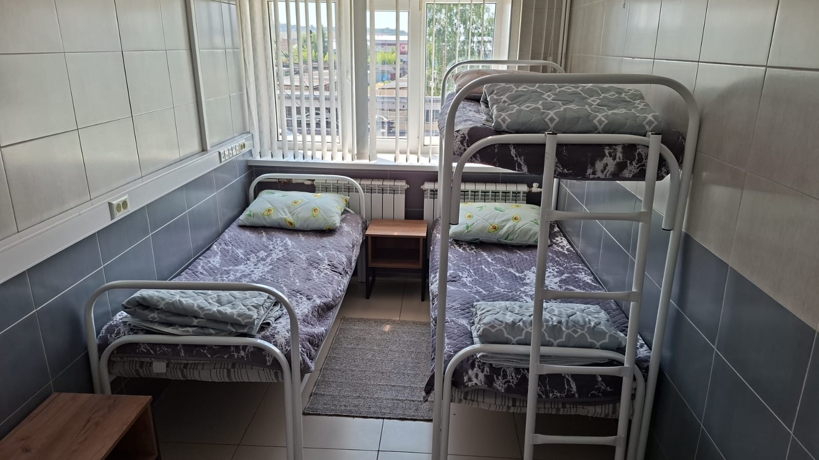 Трехместный номер с видом на город