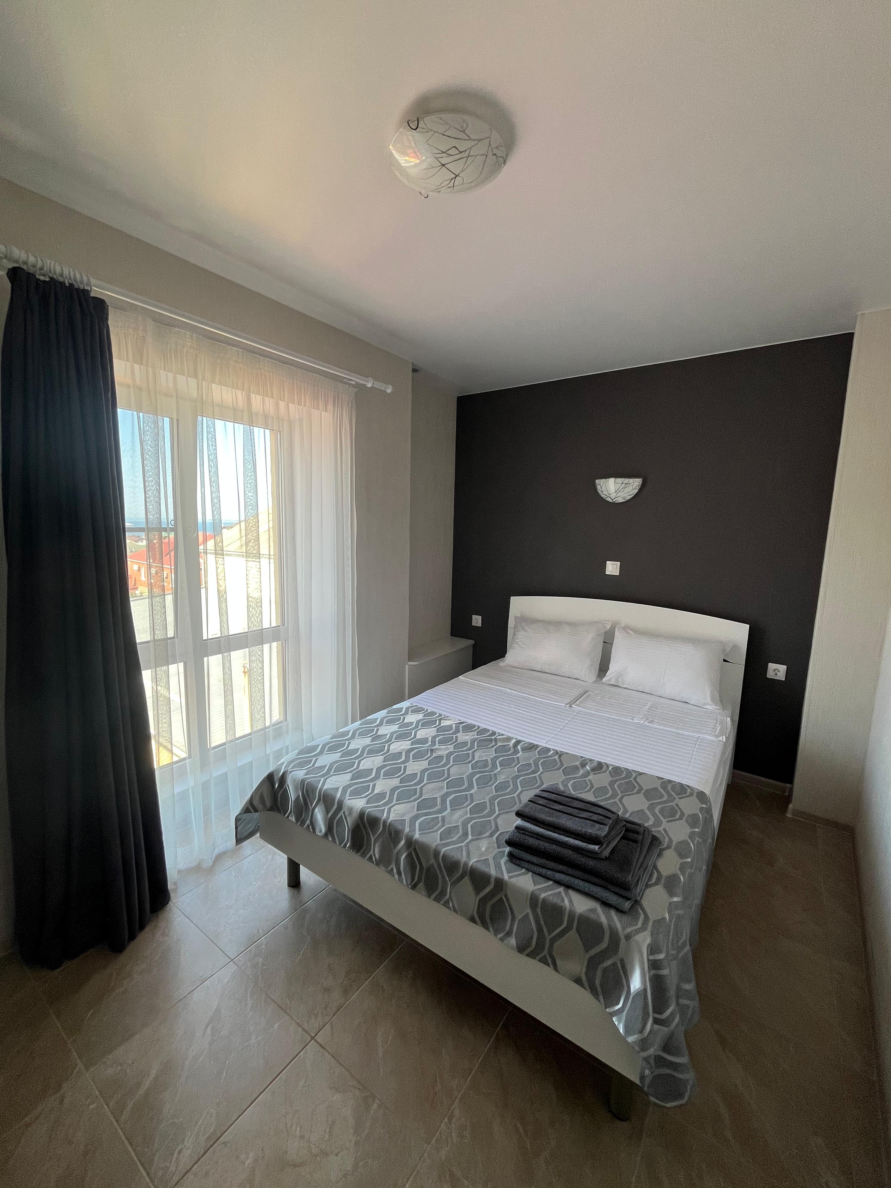 Семейный номер с видом на море