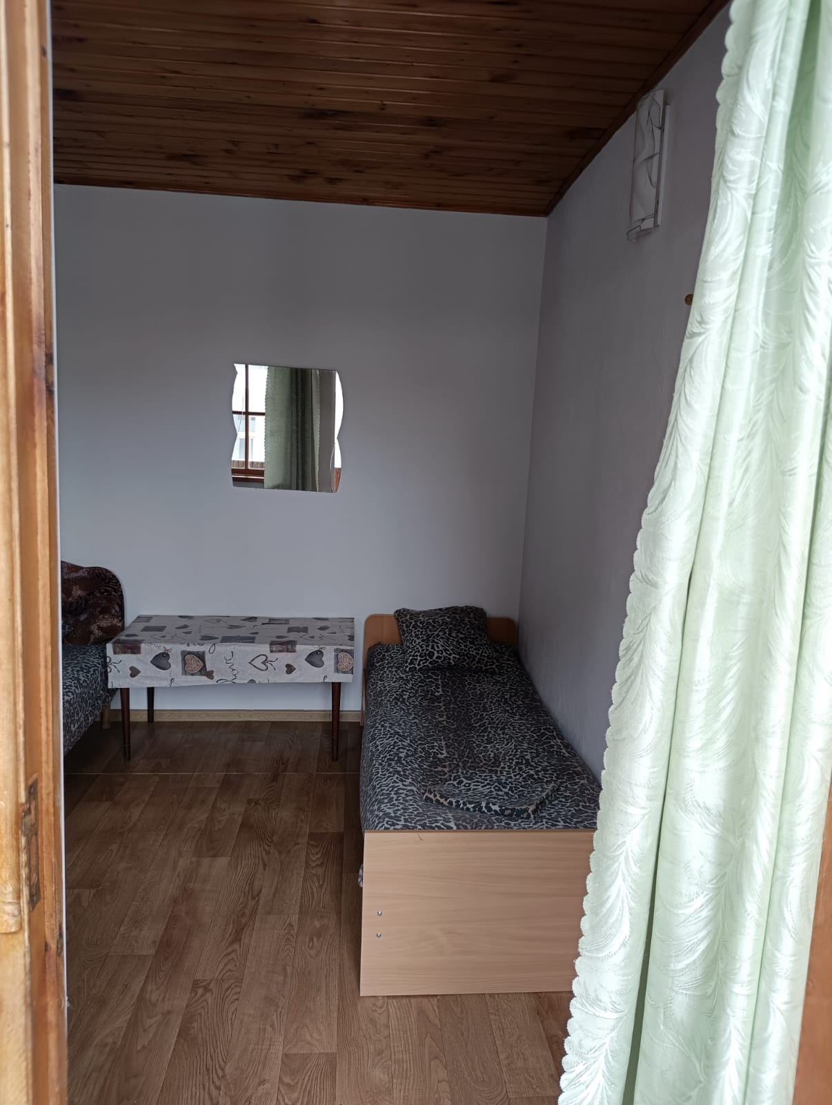 Бюджетный трехместный номер