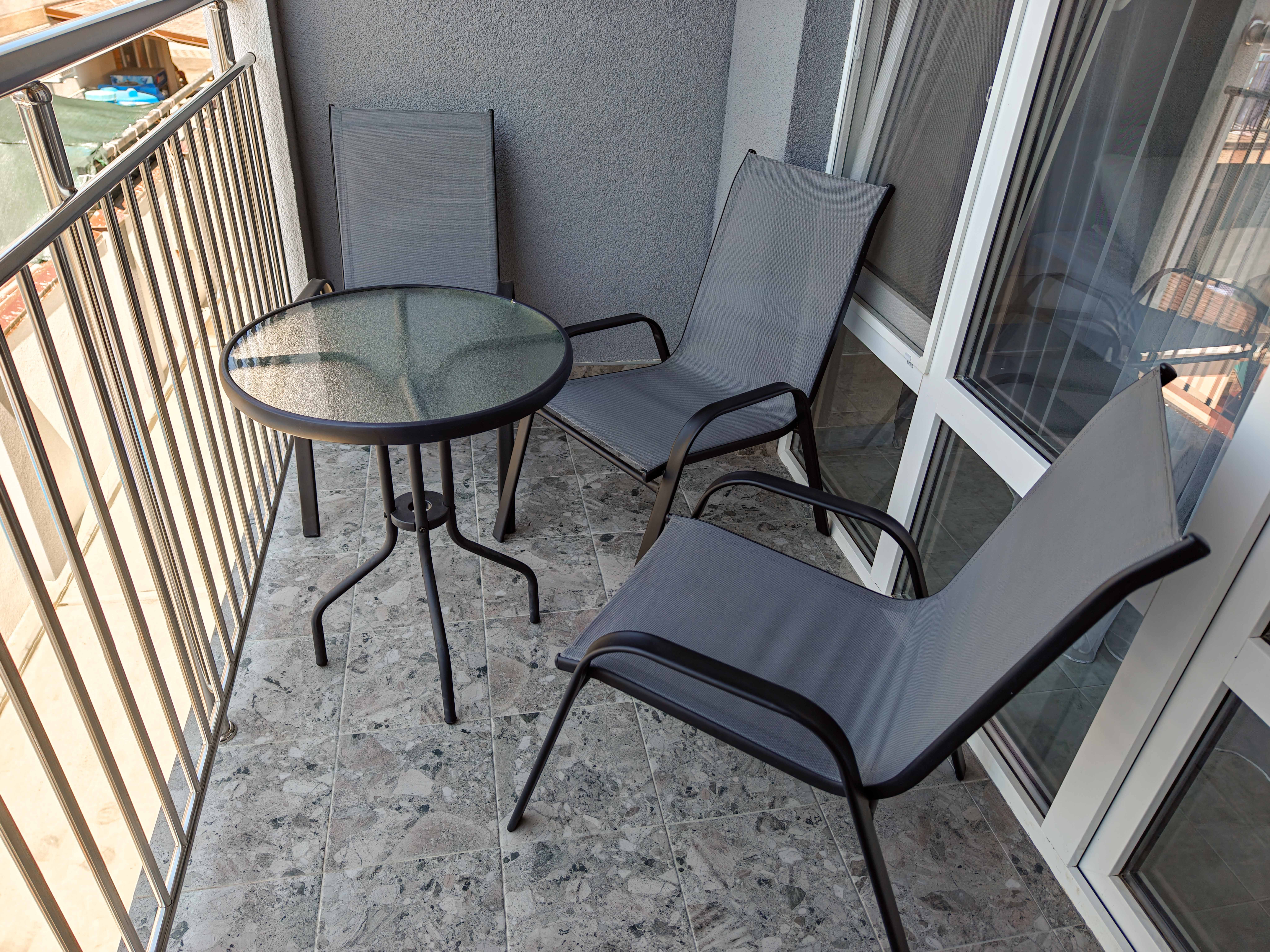 Трехместный номер с балконом