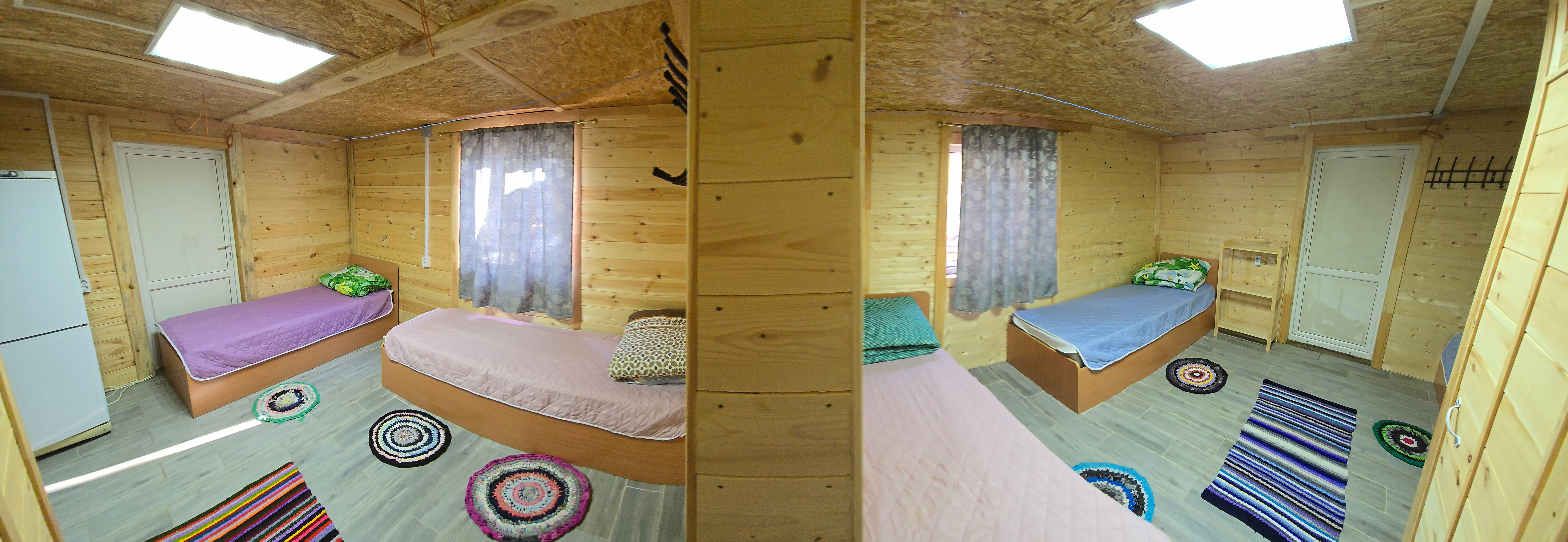 Cемейный номер с собственной ванной комнатой