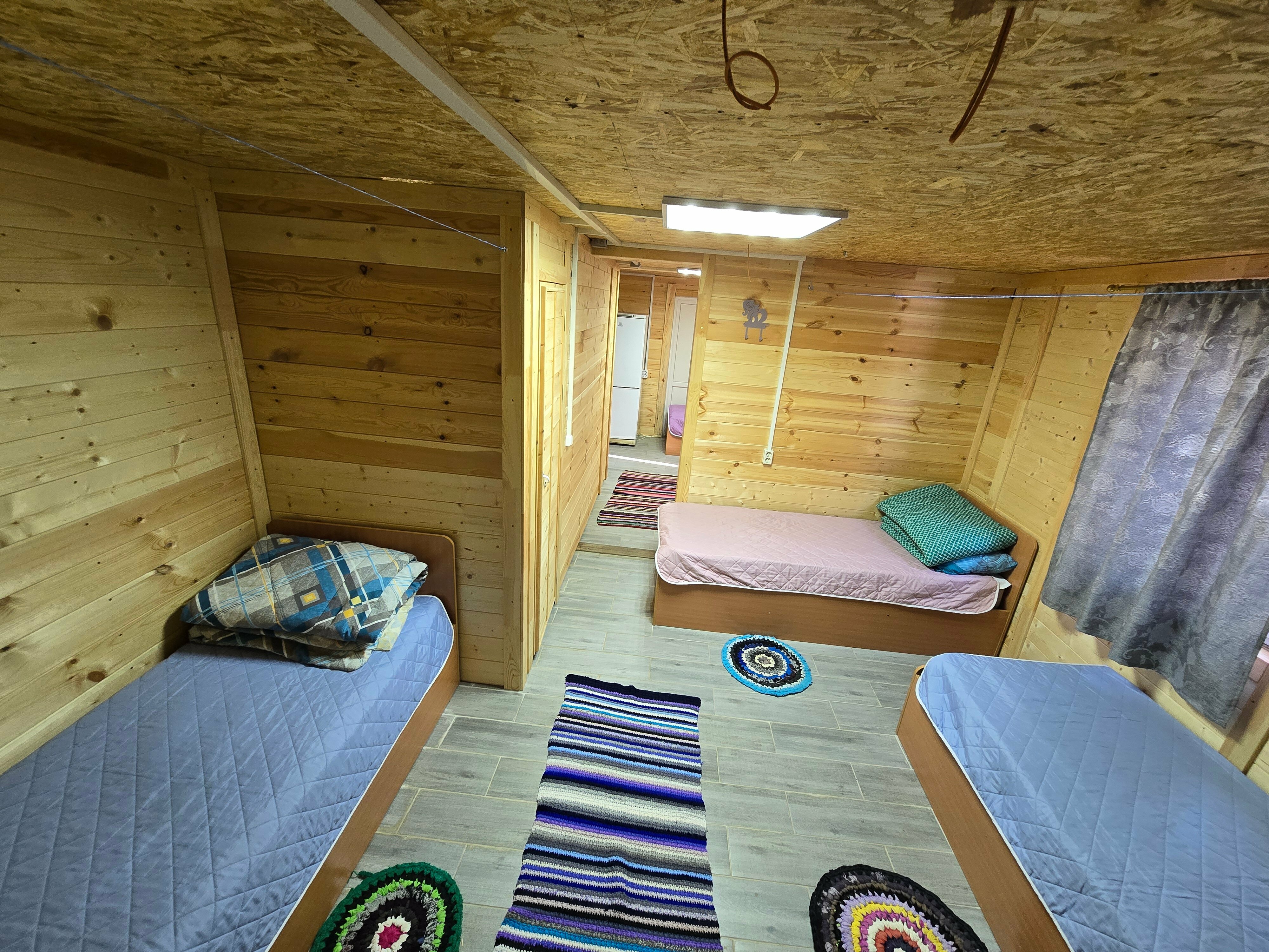 Cемейный номер с собственной ванной комнатой