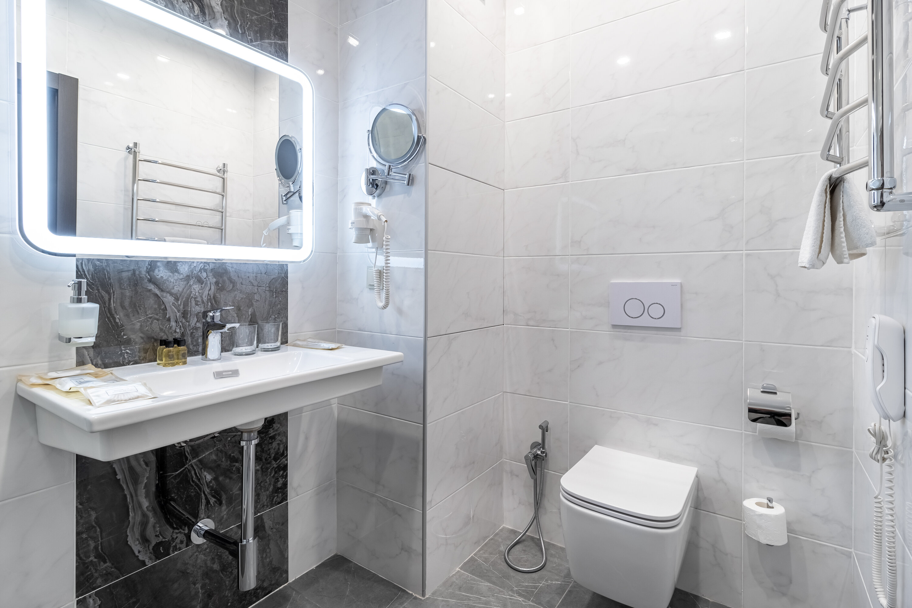 Двухкомнатный стандарт с двумя кроватями