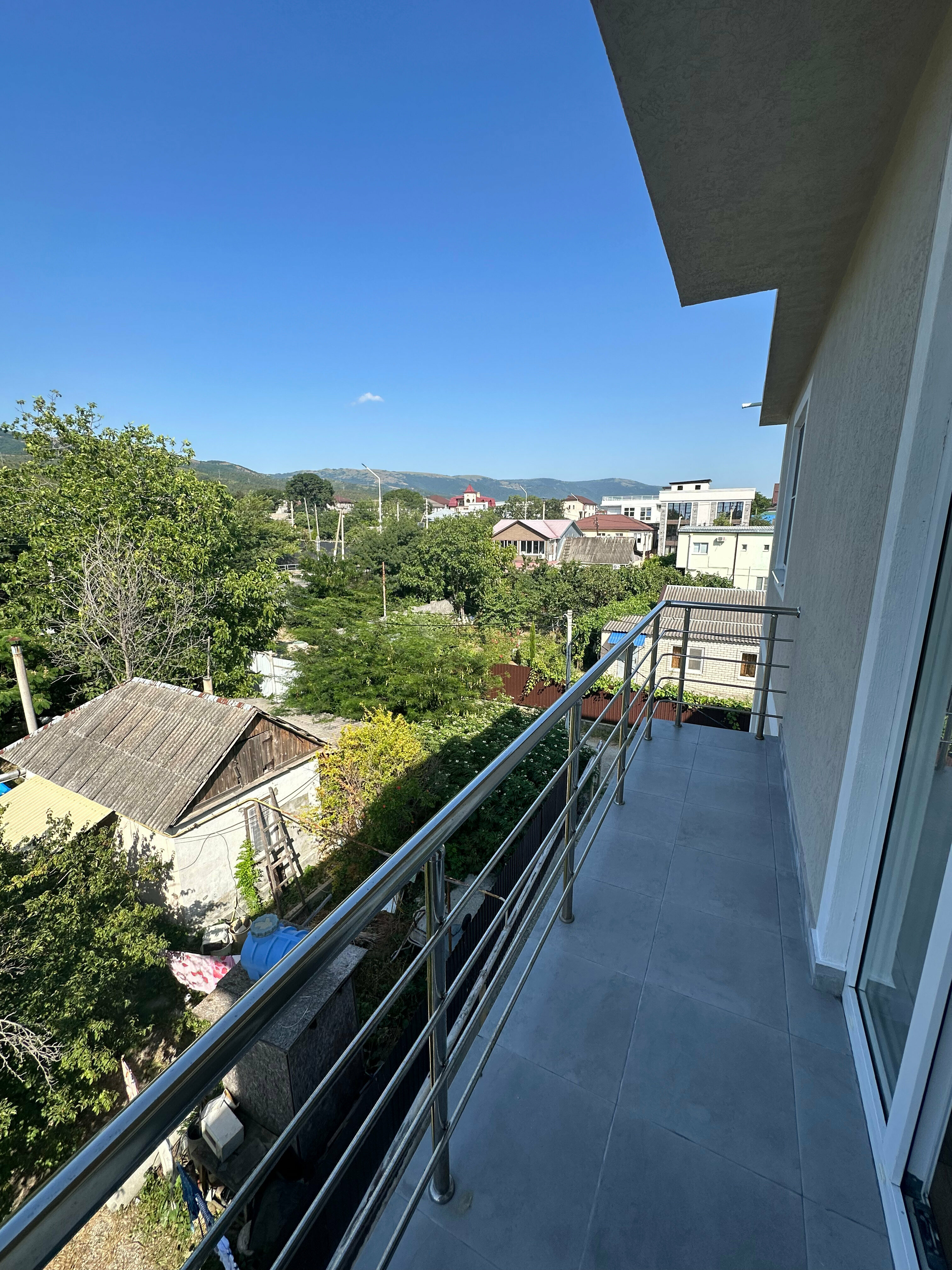 Четырехместный номер с видом на горы