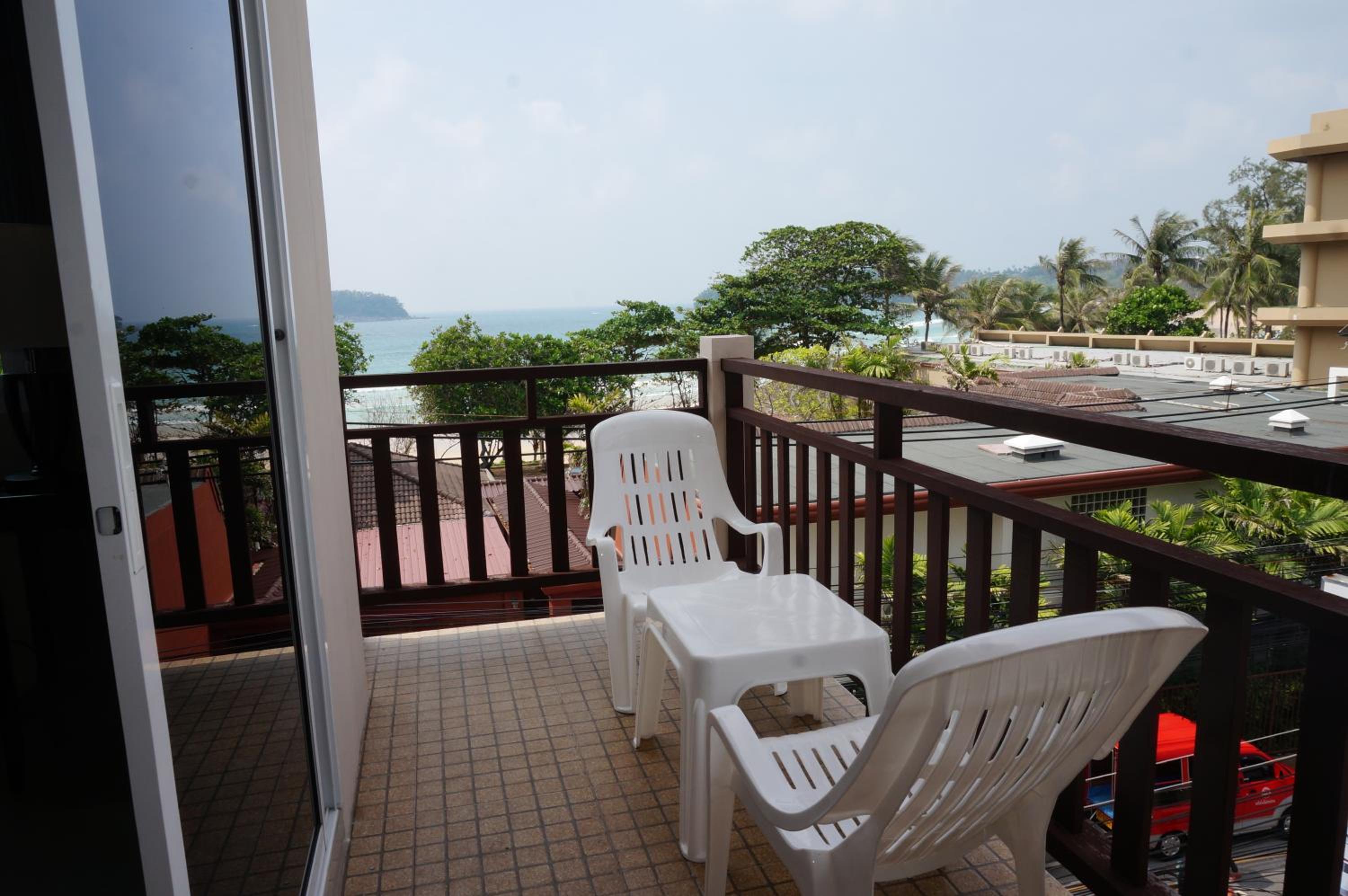 Deluxe Double Room with Balcony and Sea View