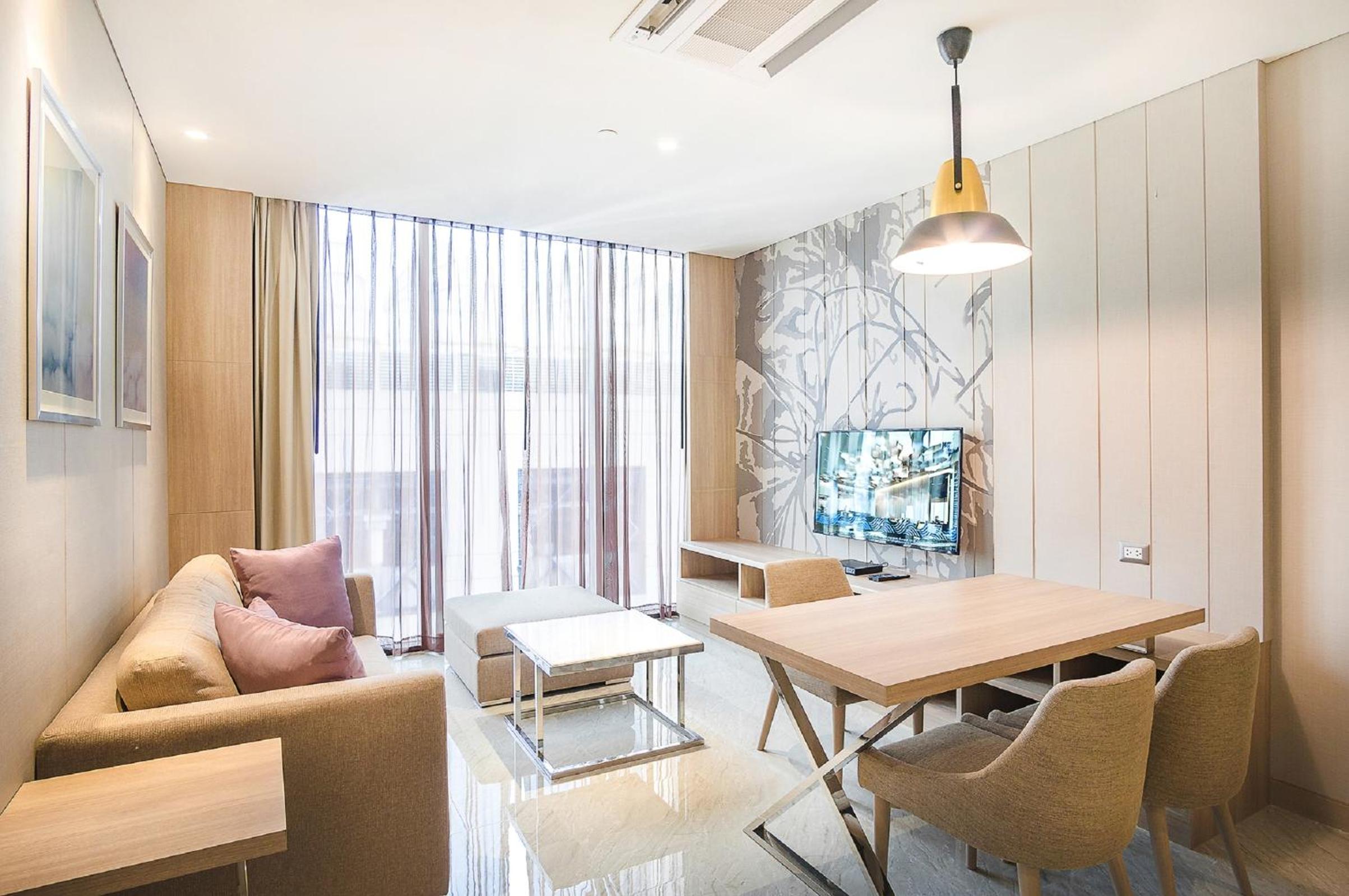 SkyView Executive Suite