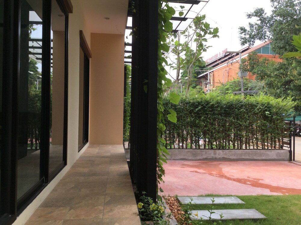 Grand House, 1 Queen Bed