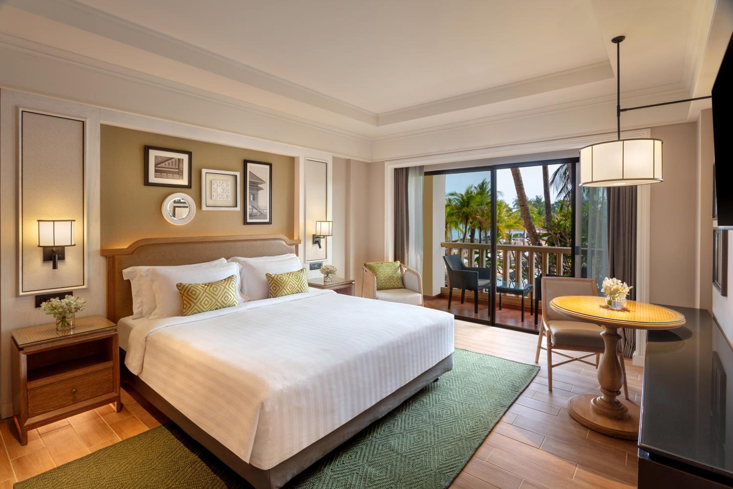 Premium Ocean View King
