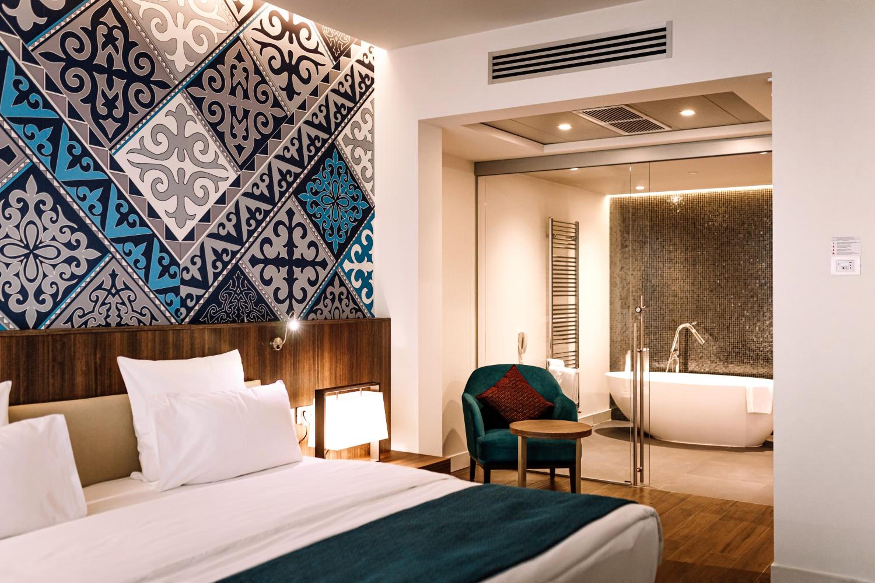 Privilege Suite with Double Bed and Sofa