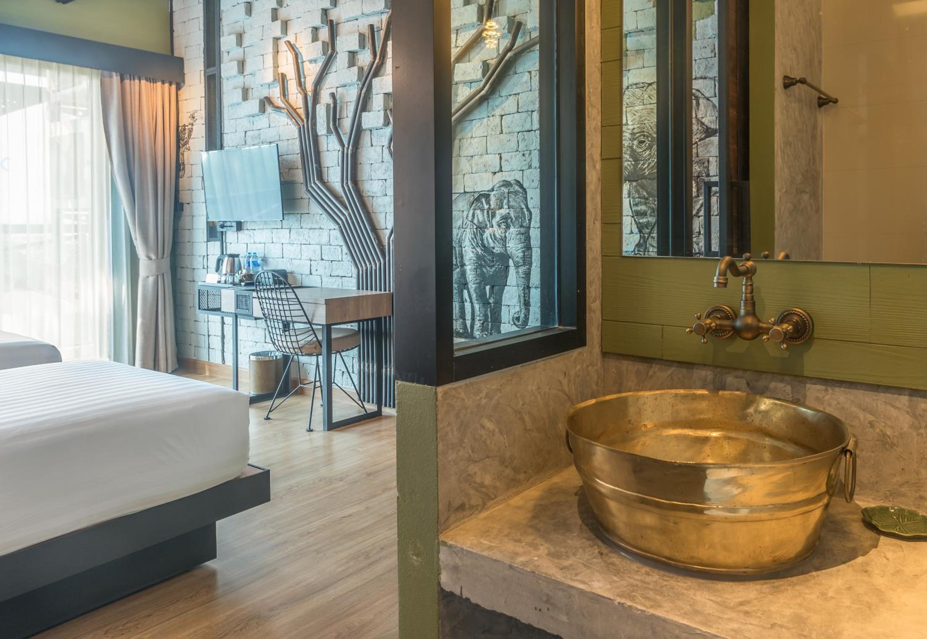 Deluxe Double or Twin Room with Sea View