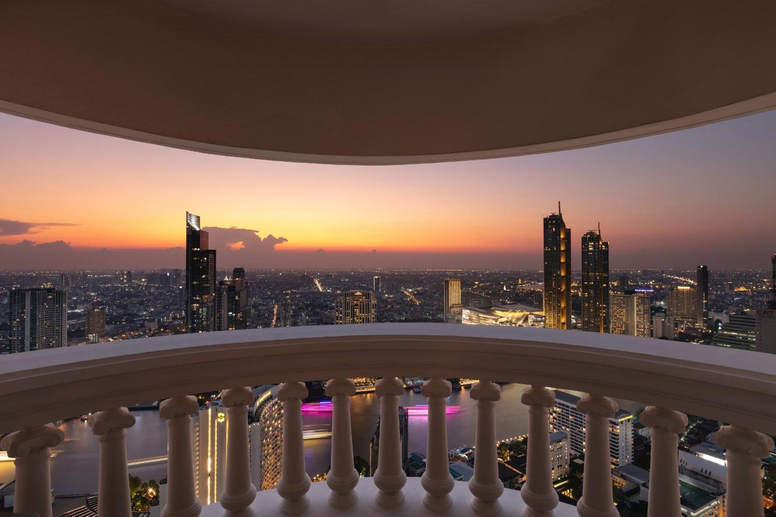 lebua Premium Suite River View 