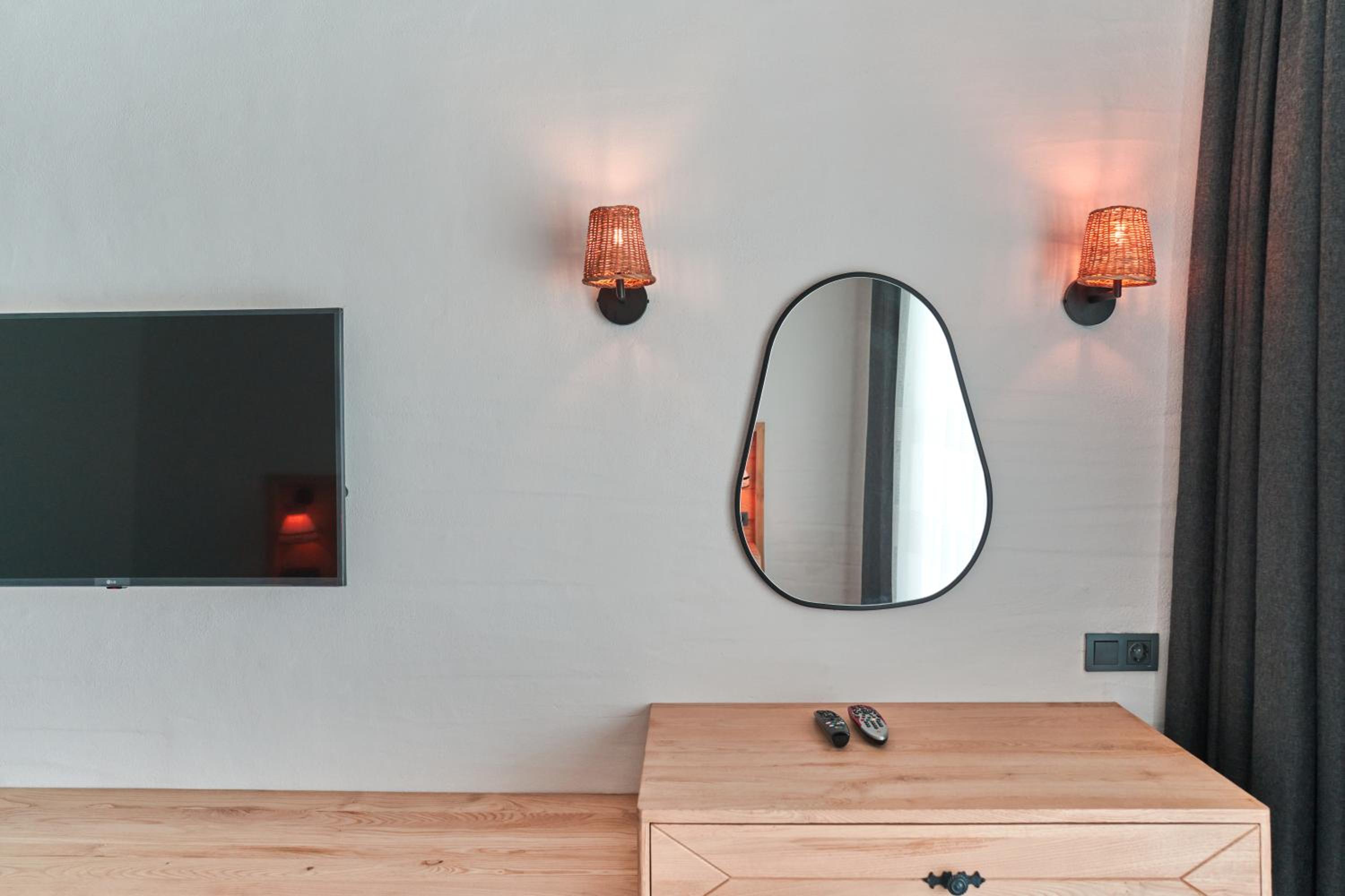 Double Room with Swimming Pool Access