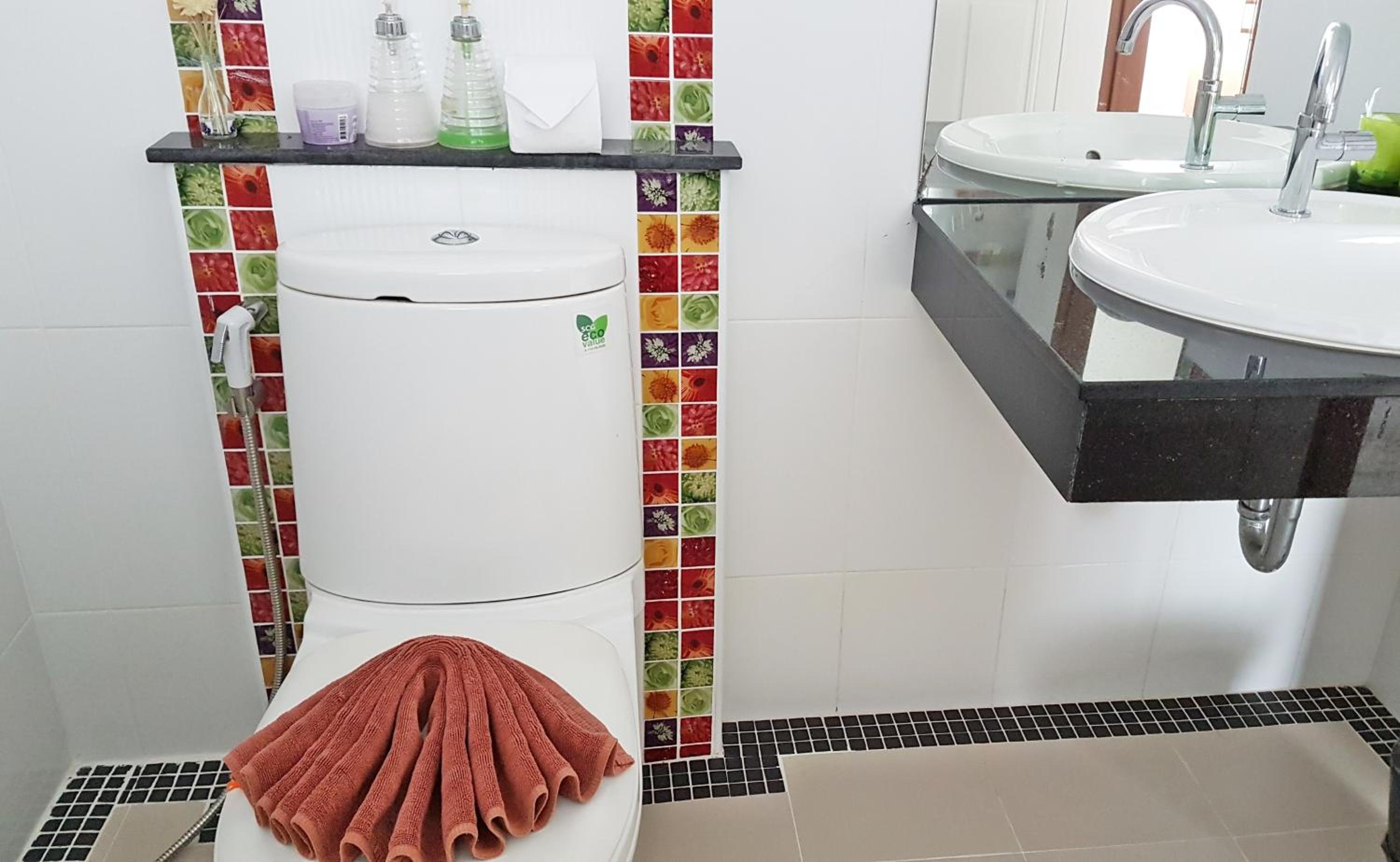 Deluxe Room with Kitchenette