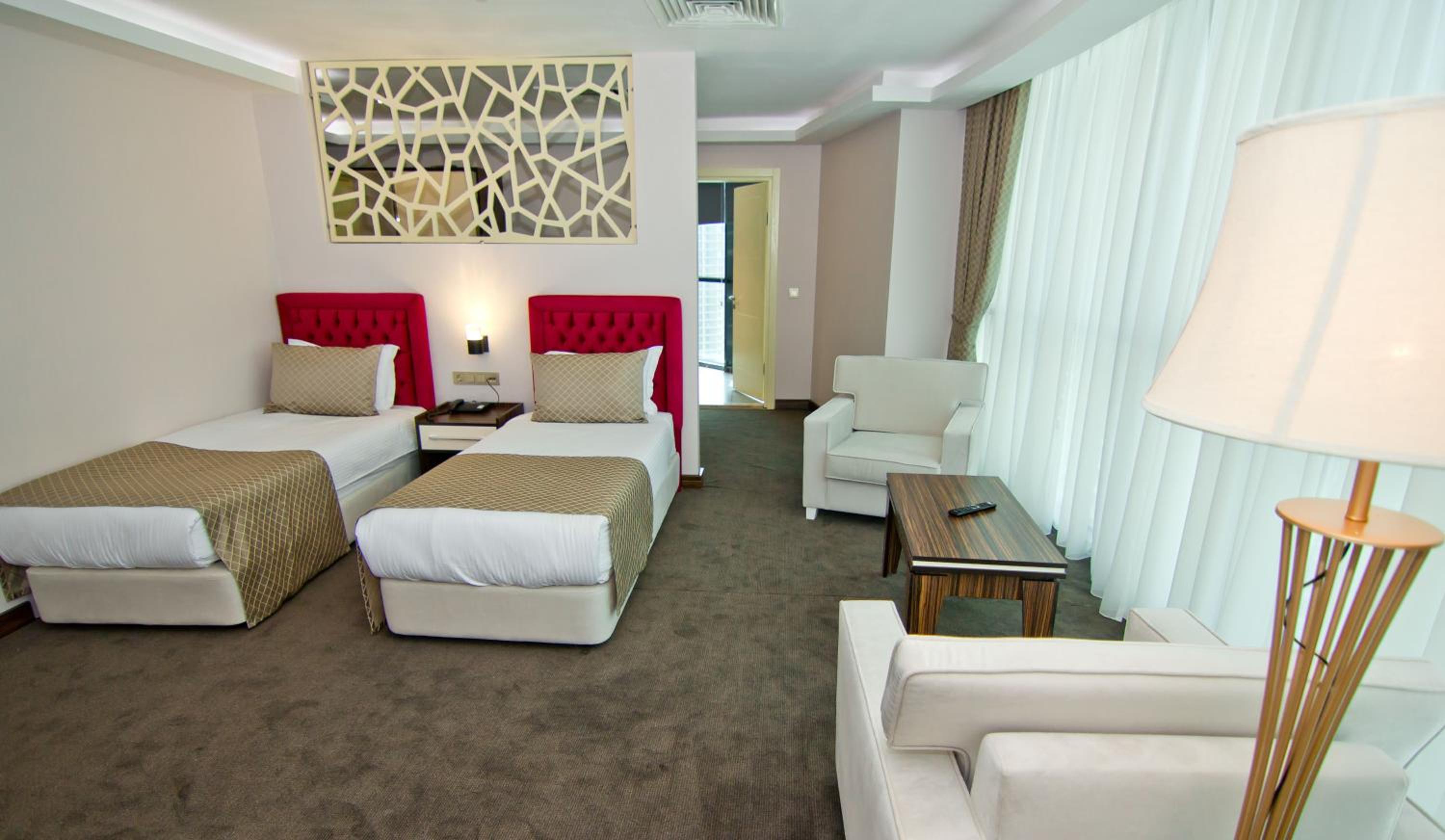 Deluxe Twin Room with Sea View