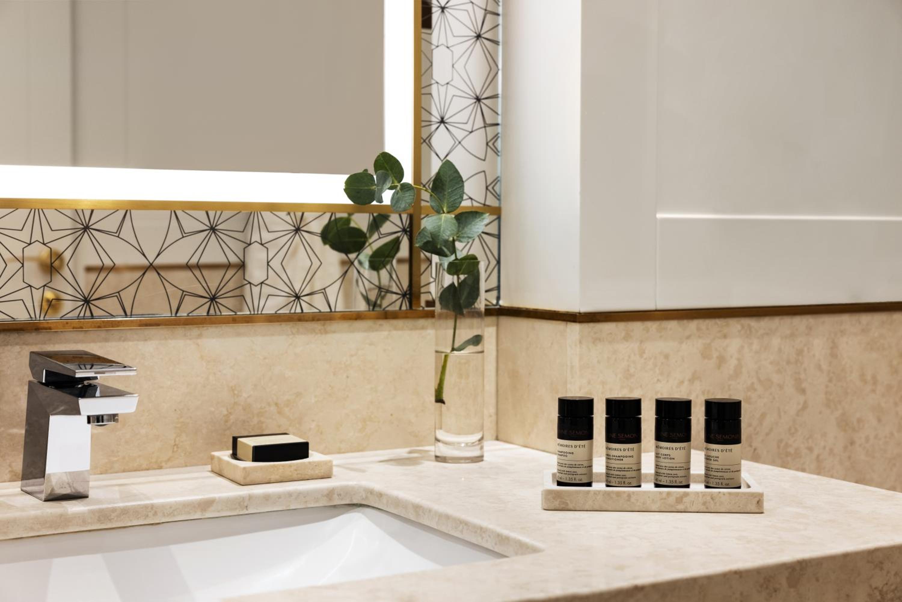 Deluxe, Guest room, 1 King