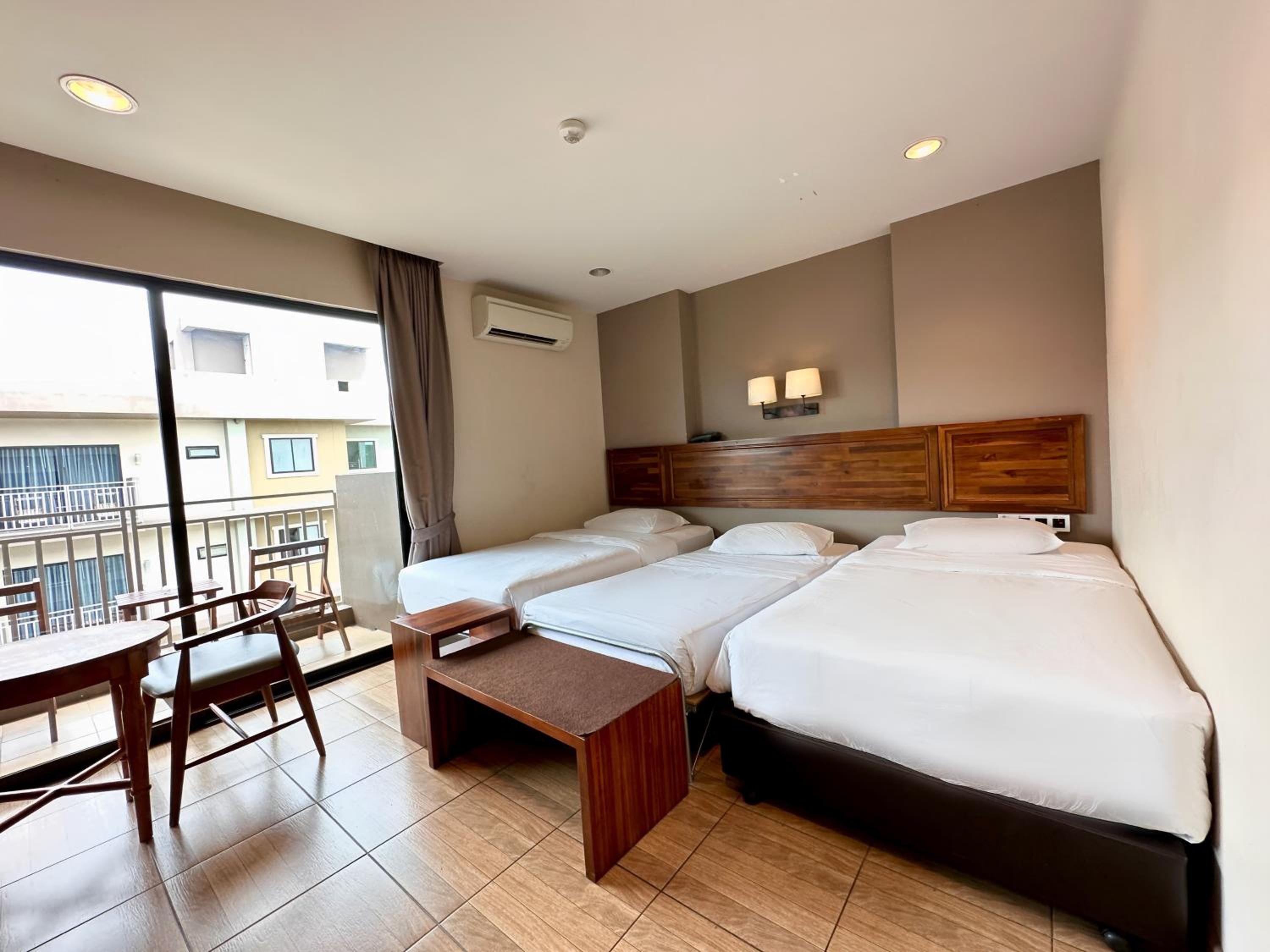 Triple Room with Balcony