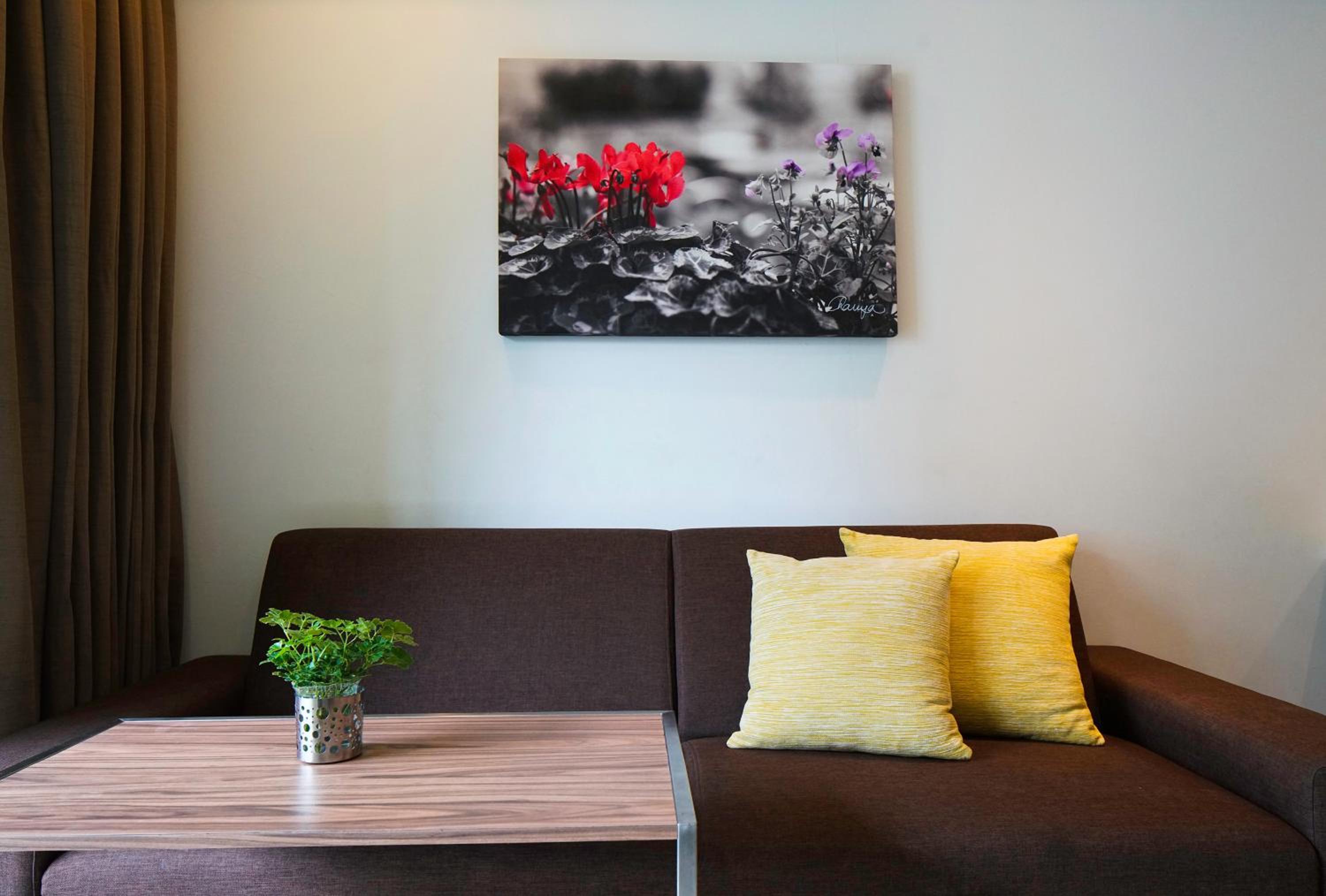 One Bedroom Deluxe Suite