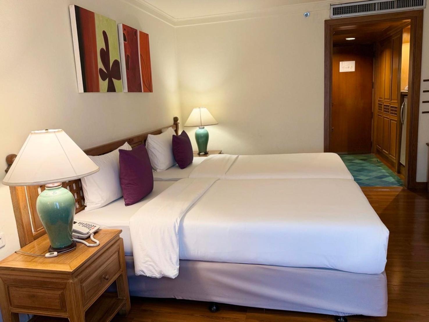 Premium Deluxe Twin Room