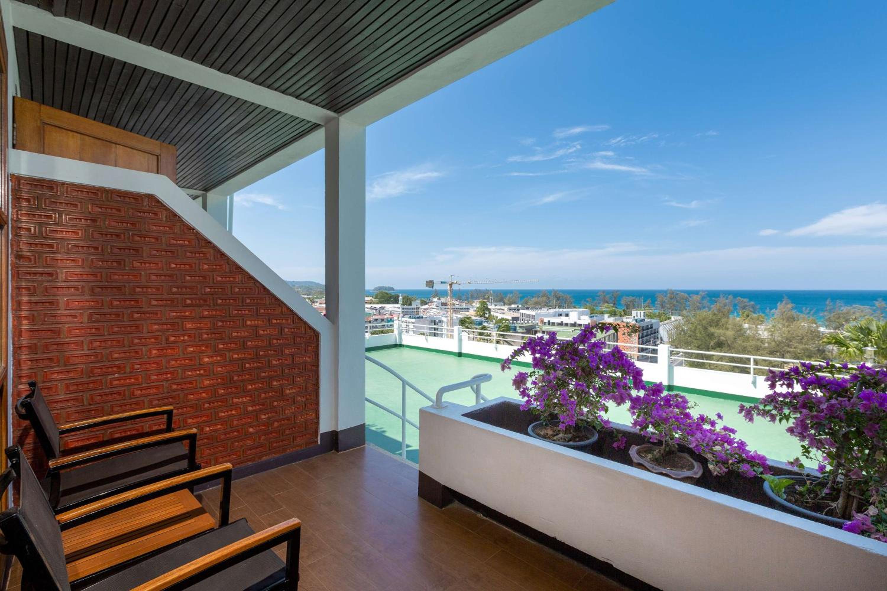 Family Room with Sea View