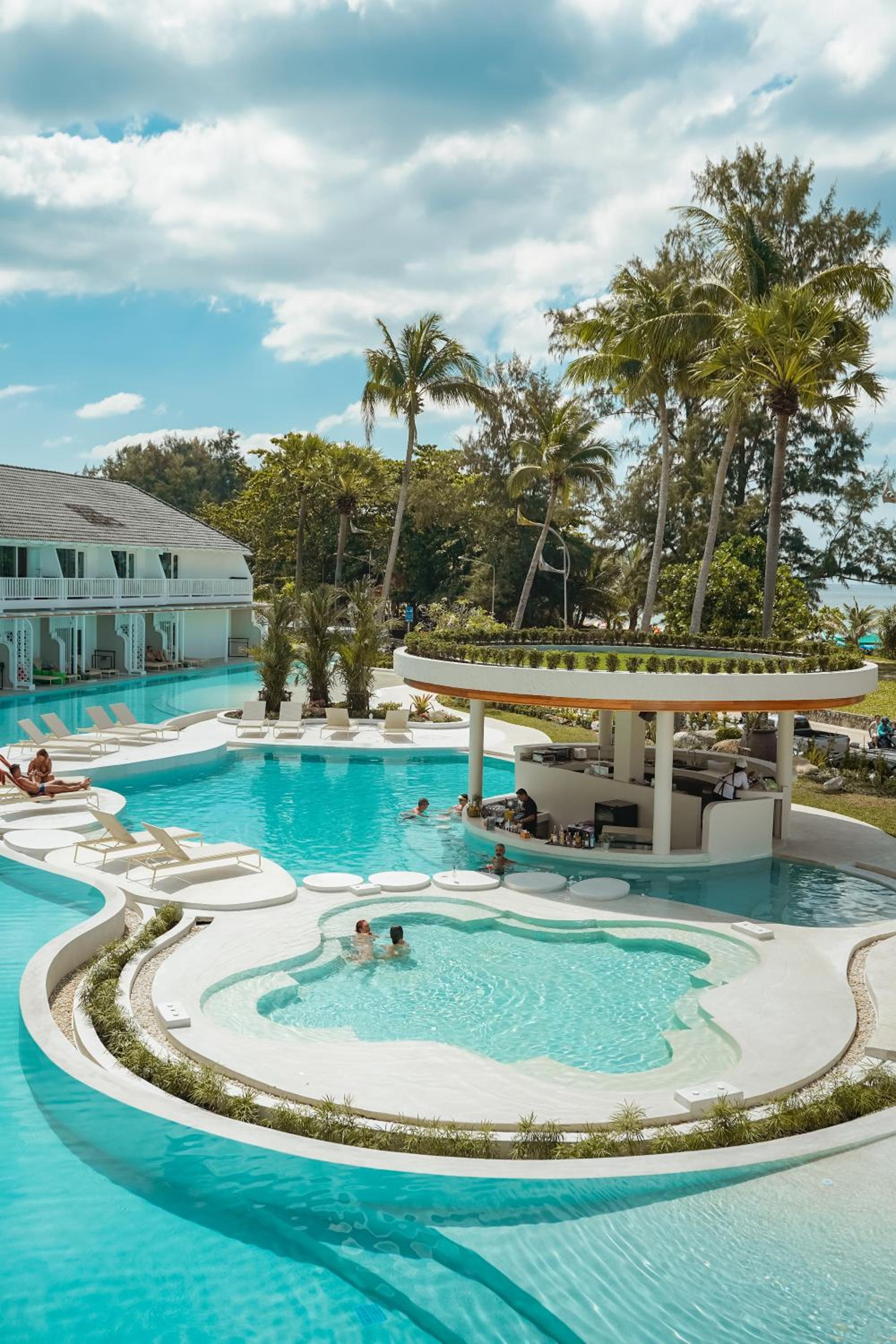 Lagoon Pool View Deluxe Terrace