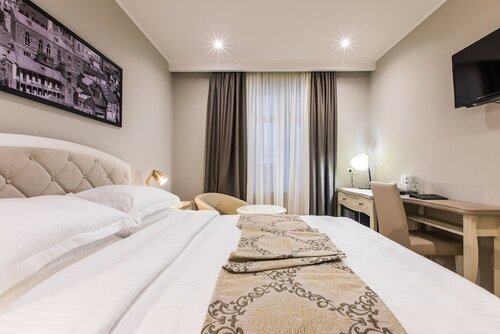 Standard Double Room в Khokhobi Hotel
