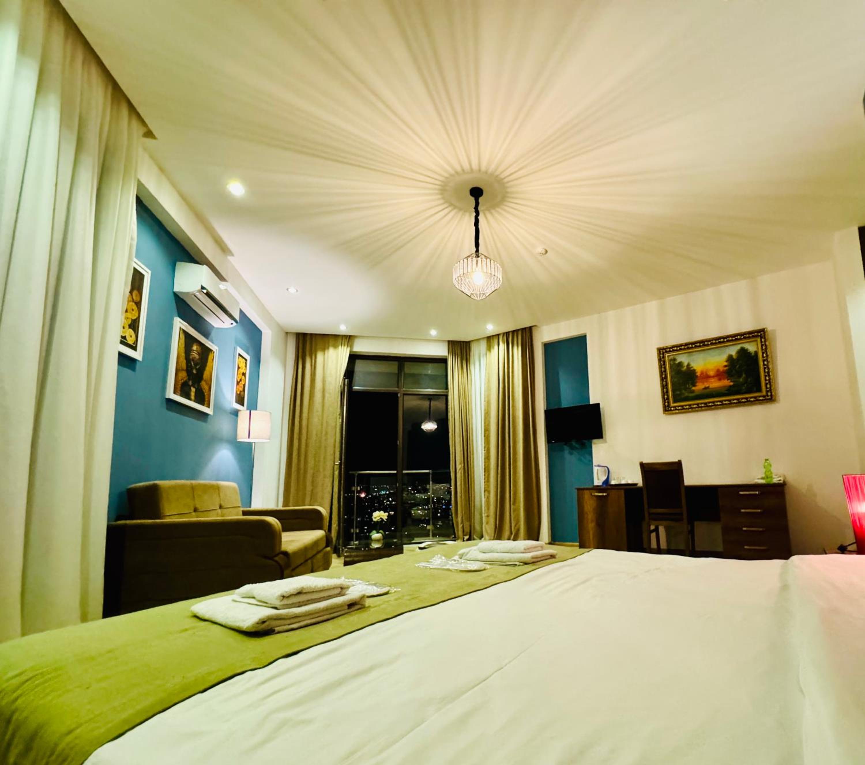 Deluxe Double Room with Extra Bed