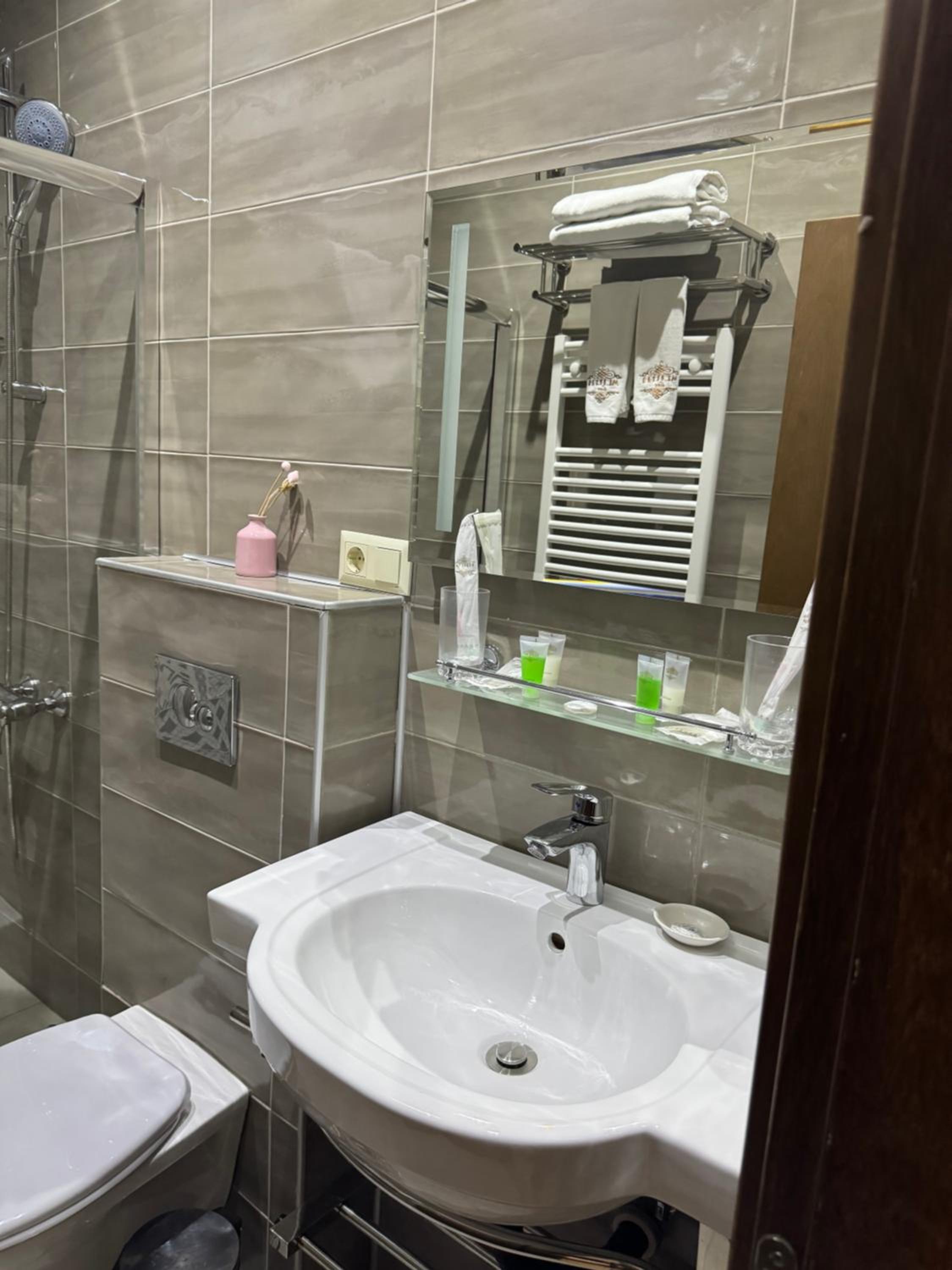 Economy Double Or Twin Room