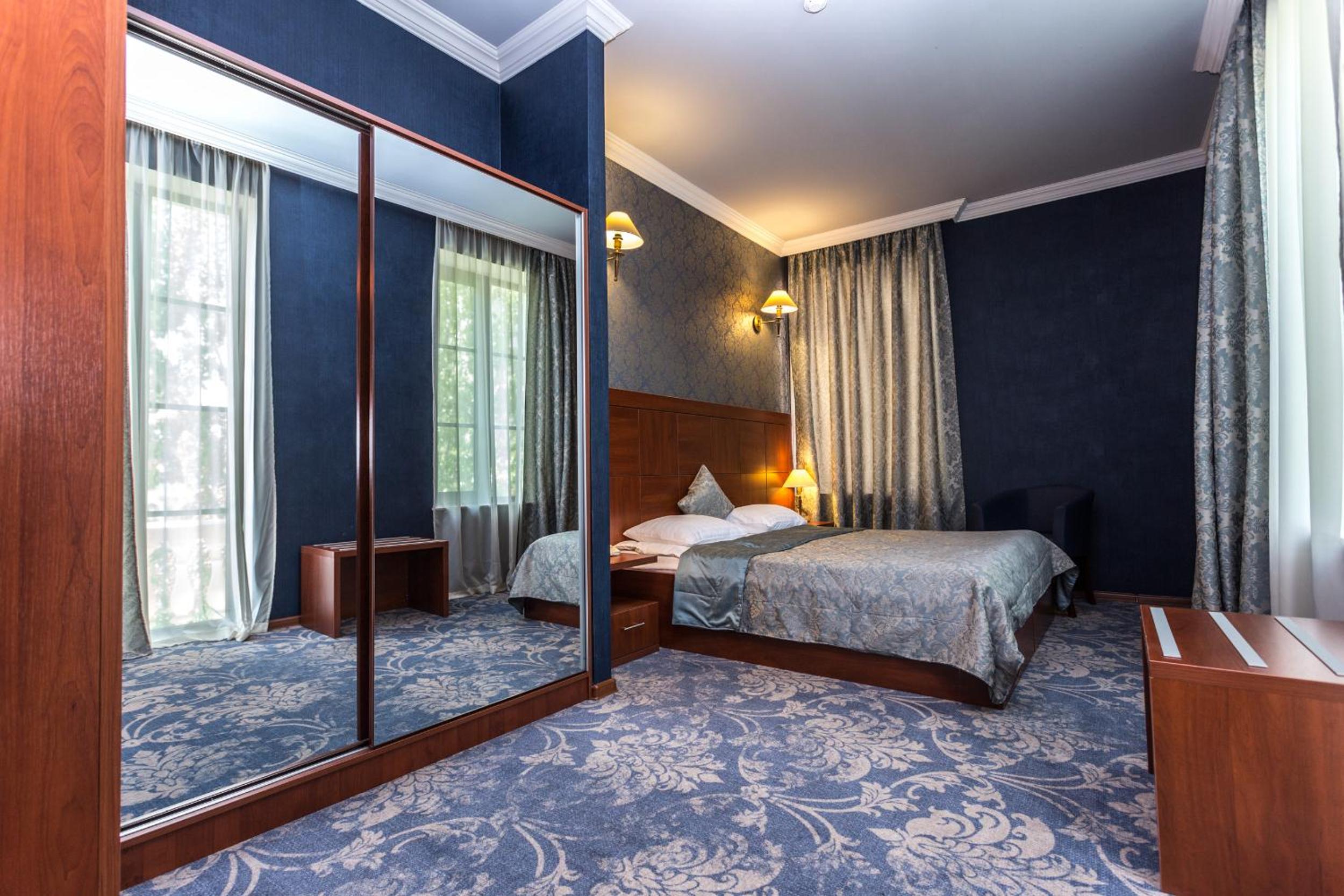 Suite with City View