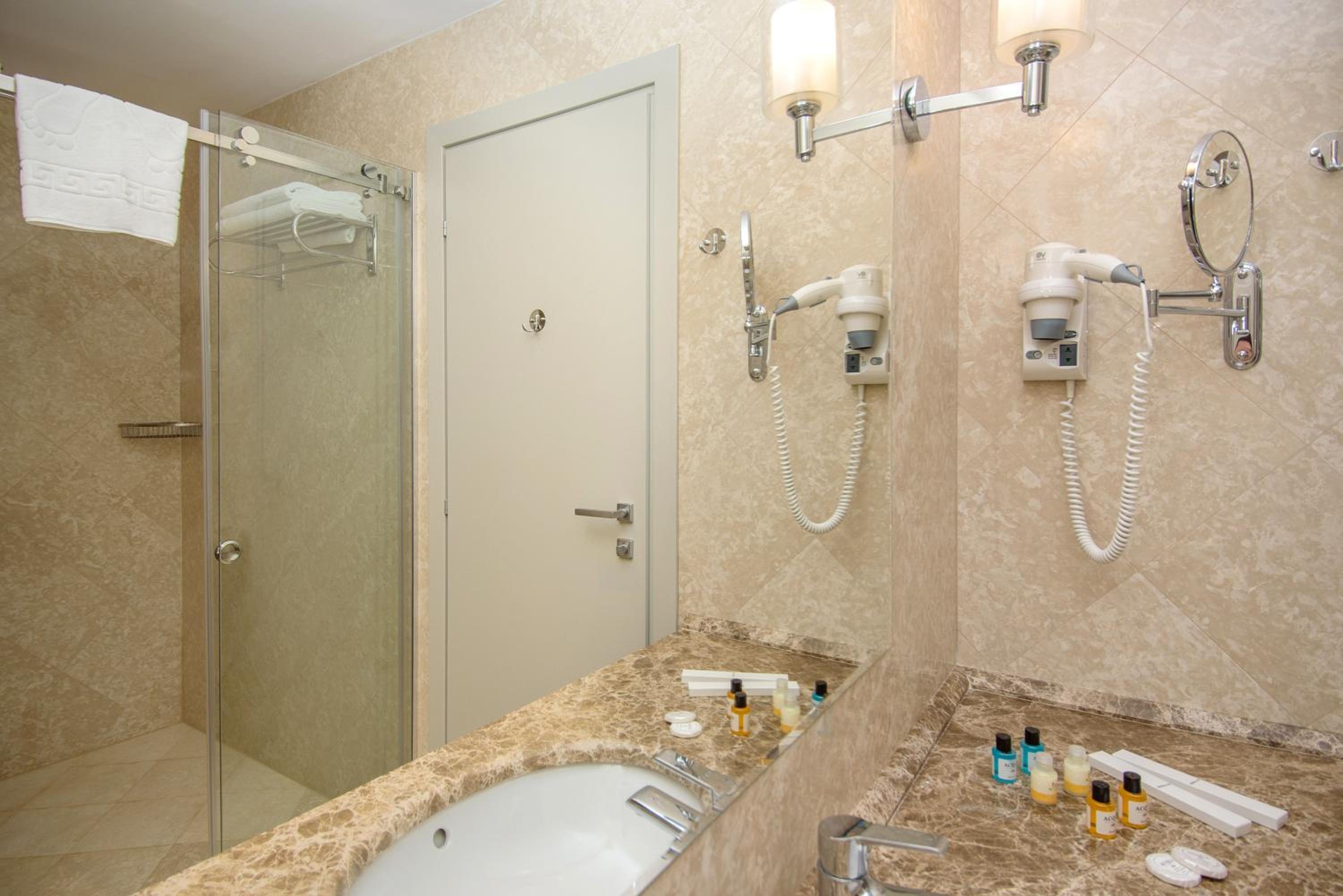 Double Room with Balcony and Sea View