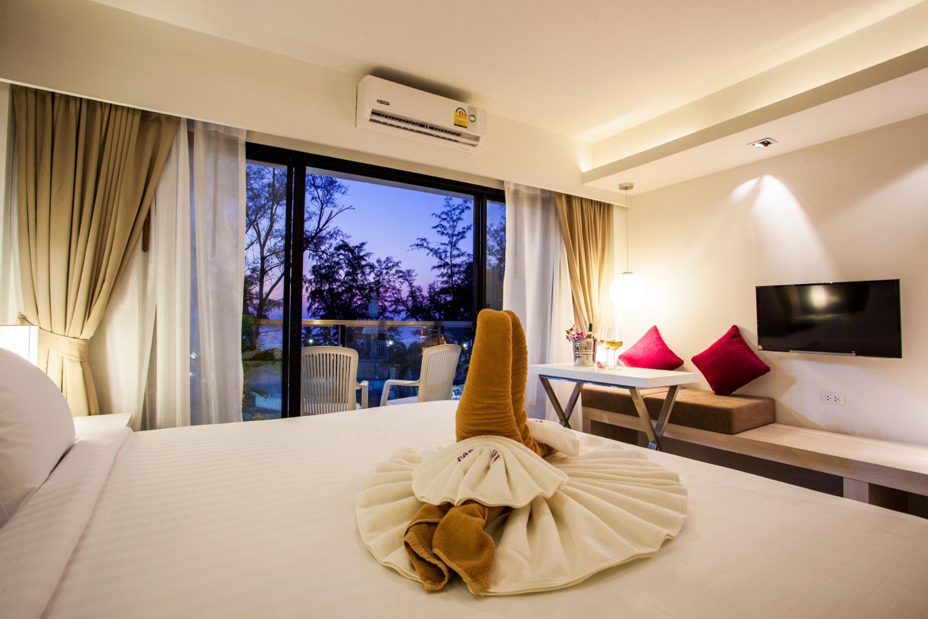 Coral Deluxe Double Room with Sea View