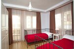 Three-Bedroom Apartment (6 Adults) в The Room