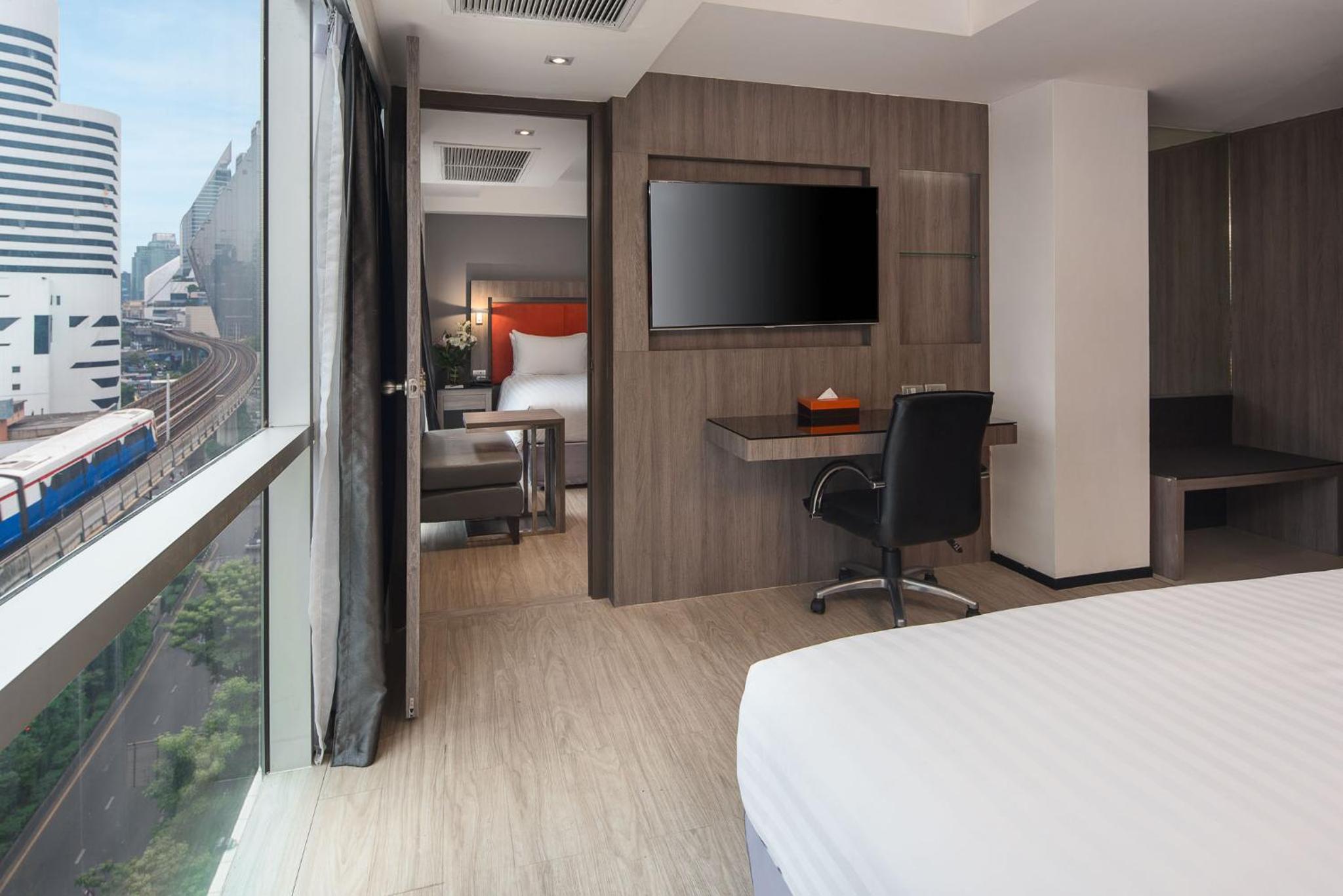 Family Room (Connecting Room)