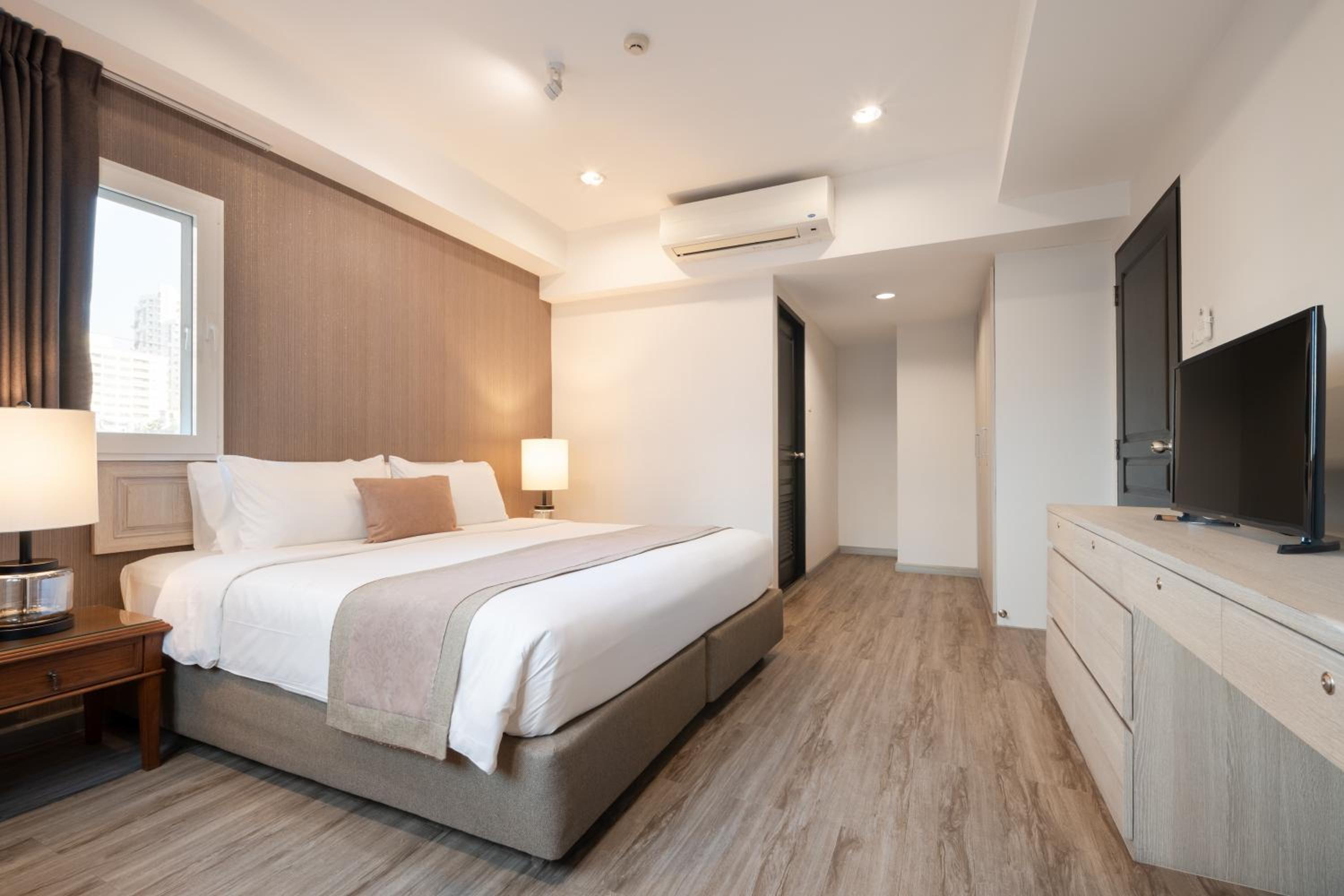 Two-Bedroom Suite