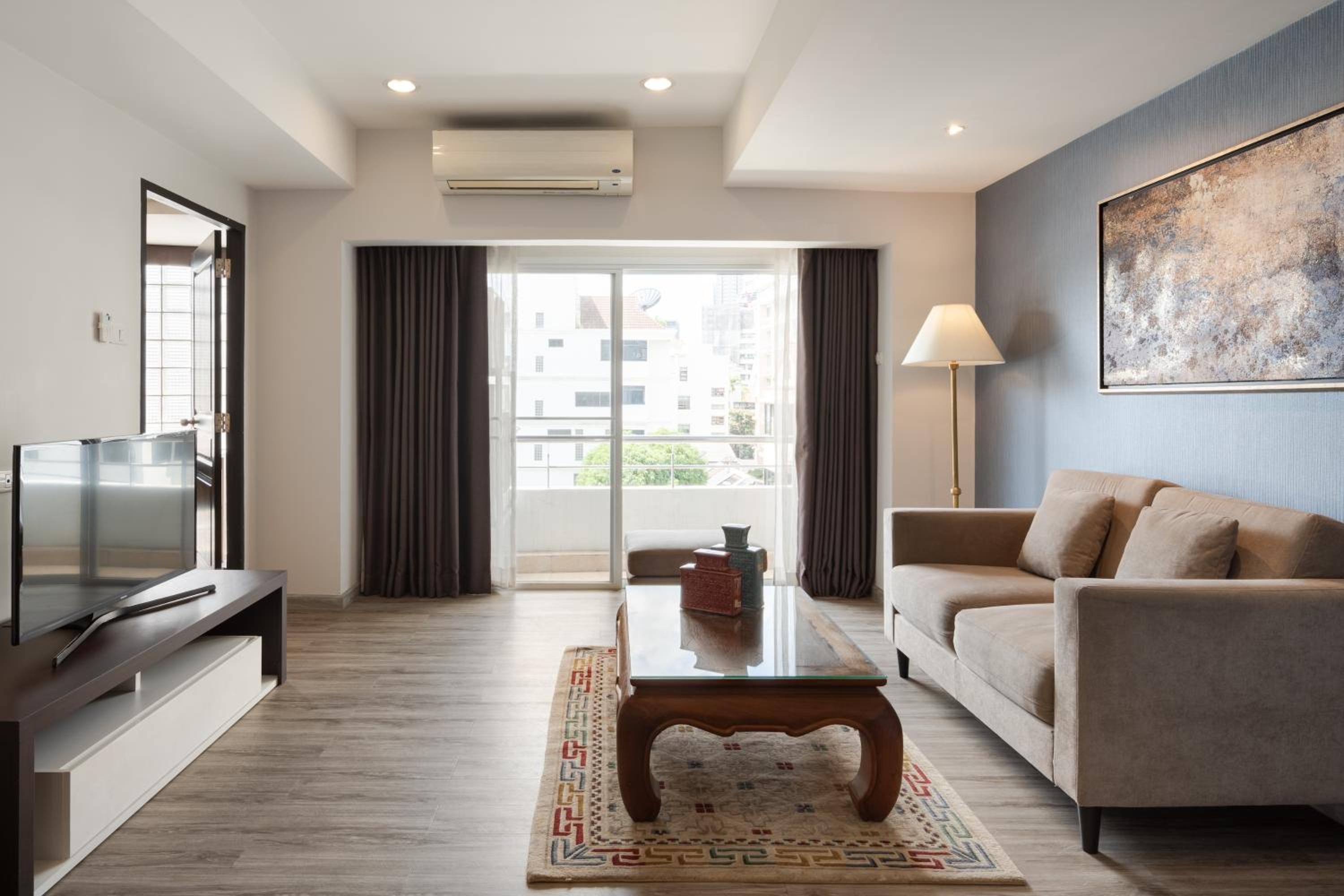 One-Bedroom Suite