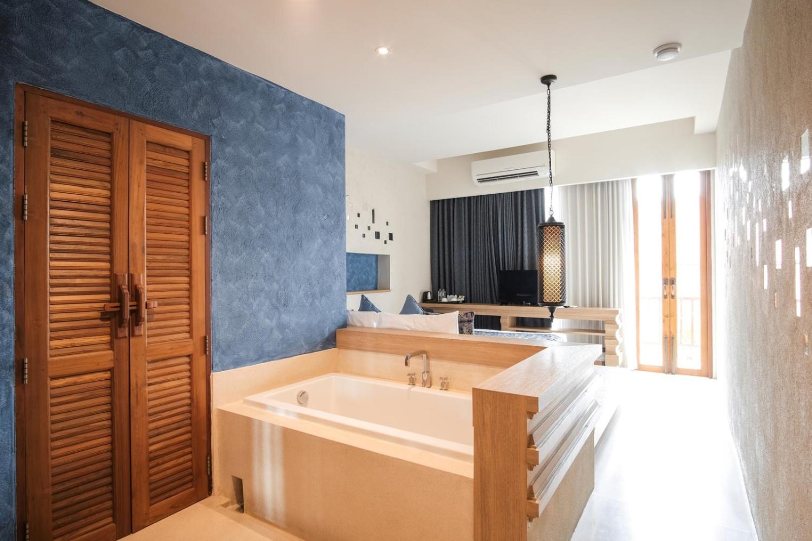 Deluxe Twin Room with Bath Tub