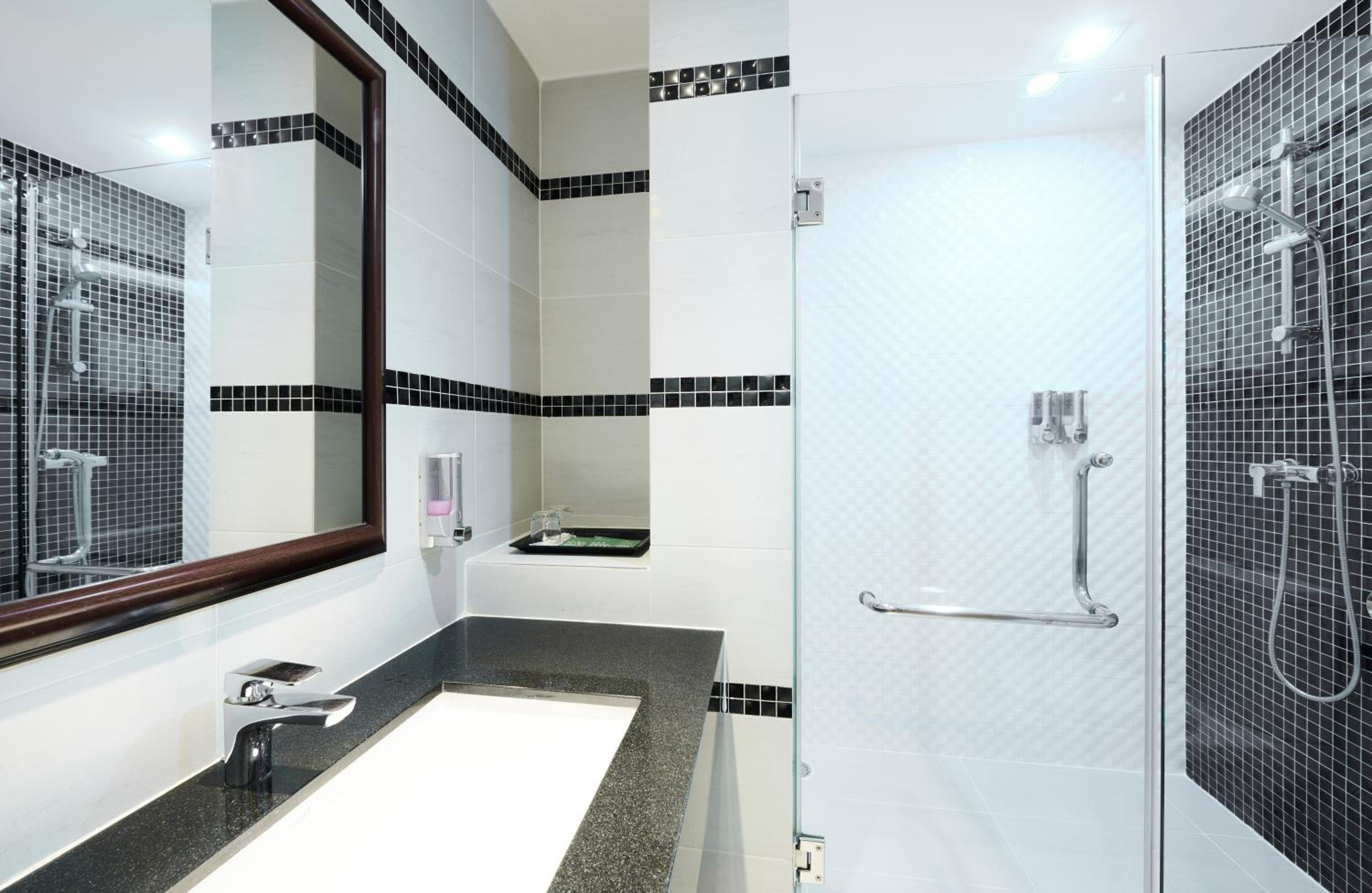 Deluxe Double or Twin Room with Balcony