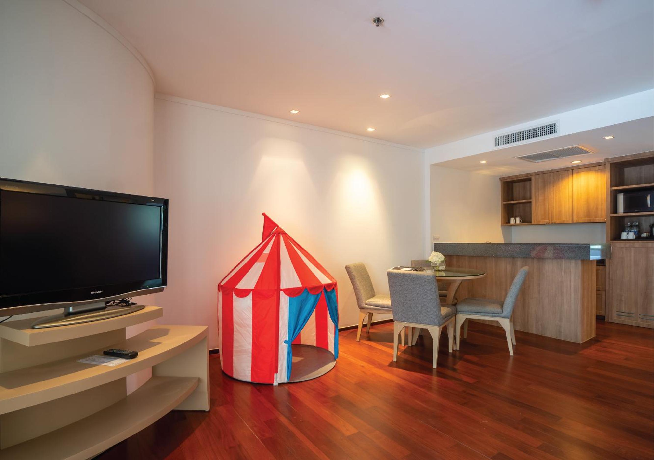 Two-Bedroom Family Suite
