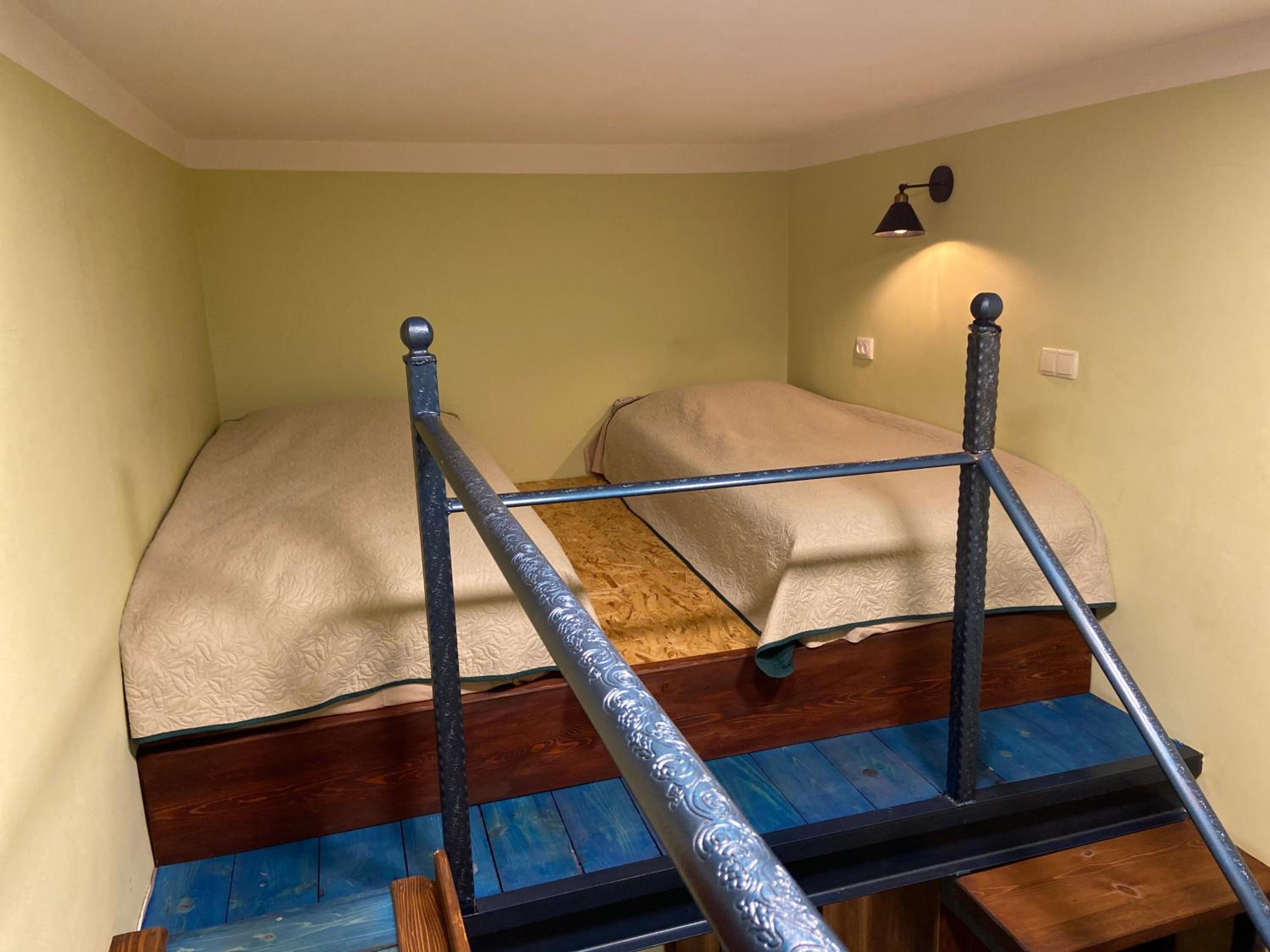 Deluxe Two-Bedroom Apartment with Garden View