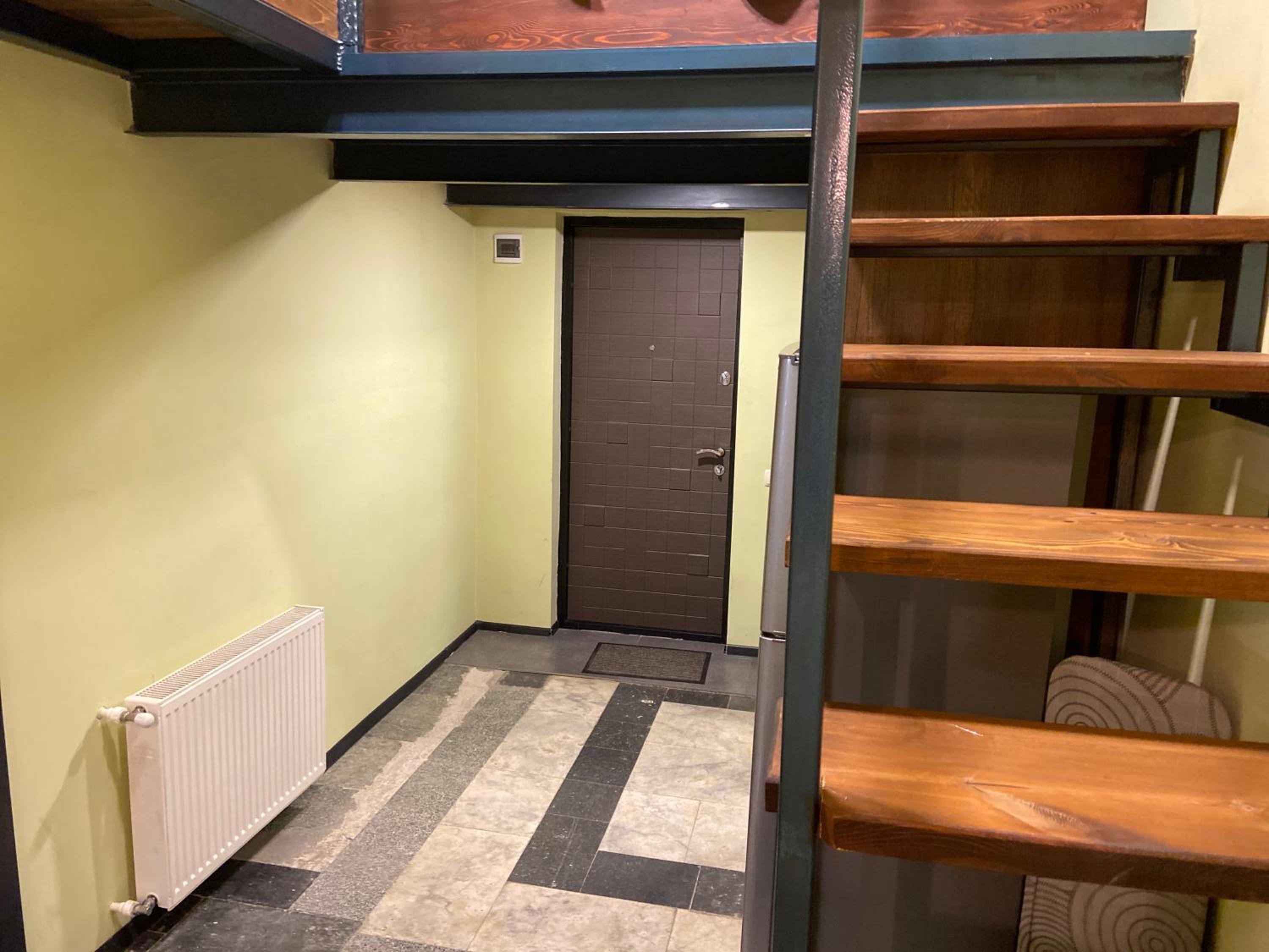 Deluxe Two-Bedroom Apartment with Garden View