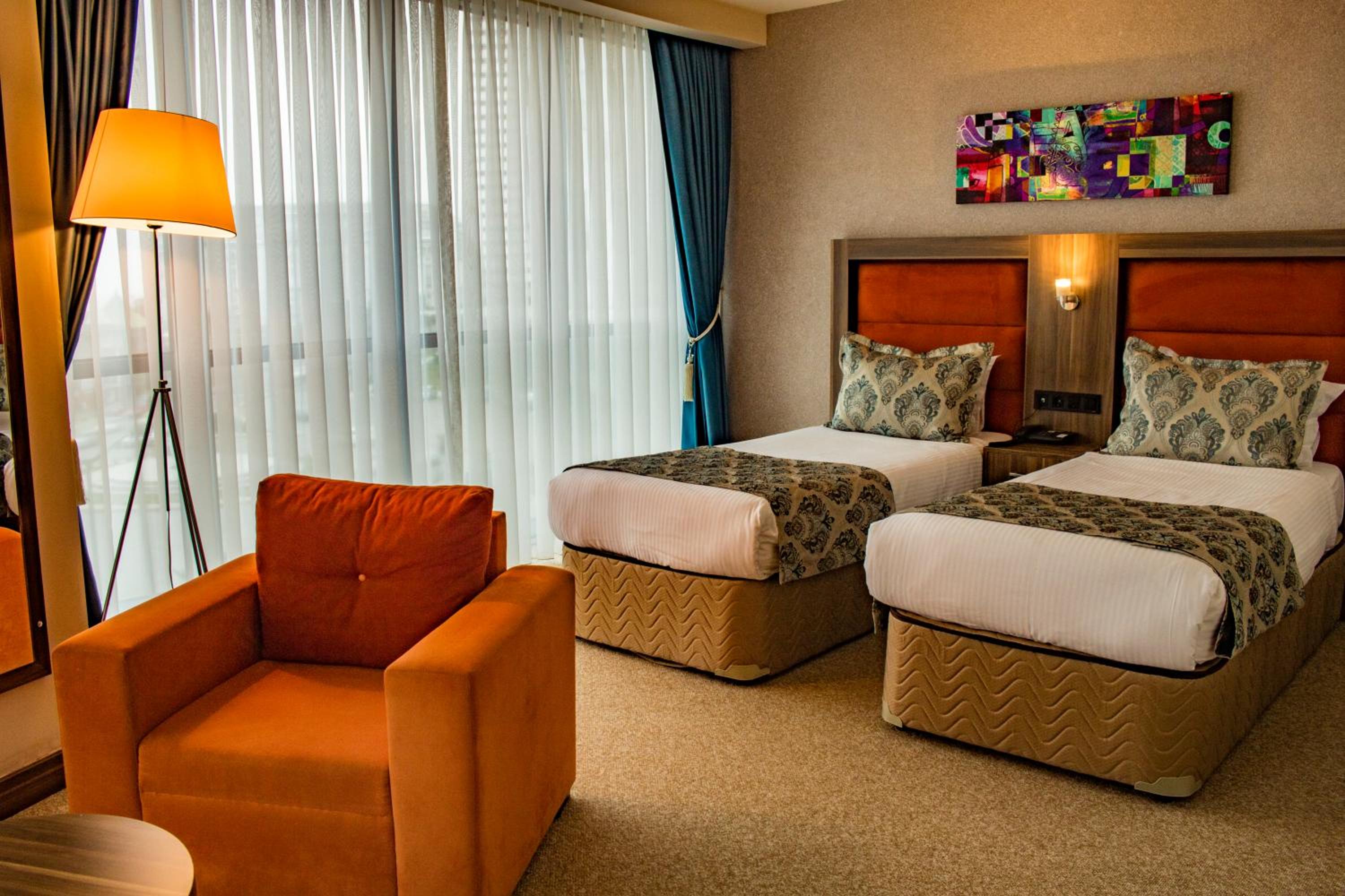 Twin Room with City View